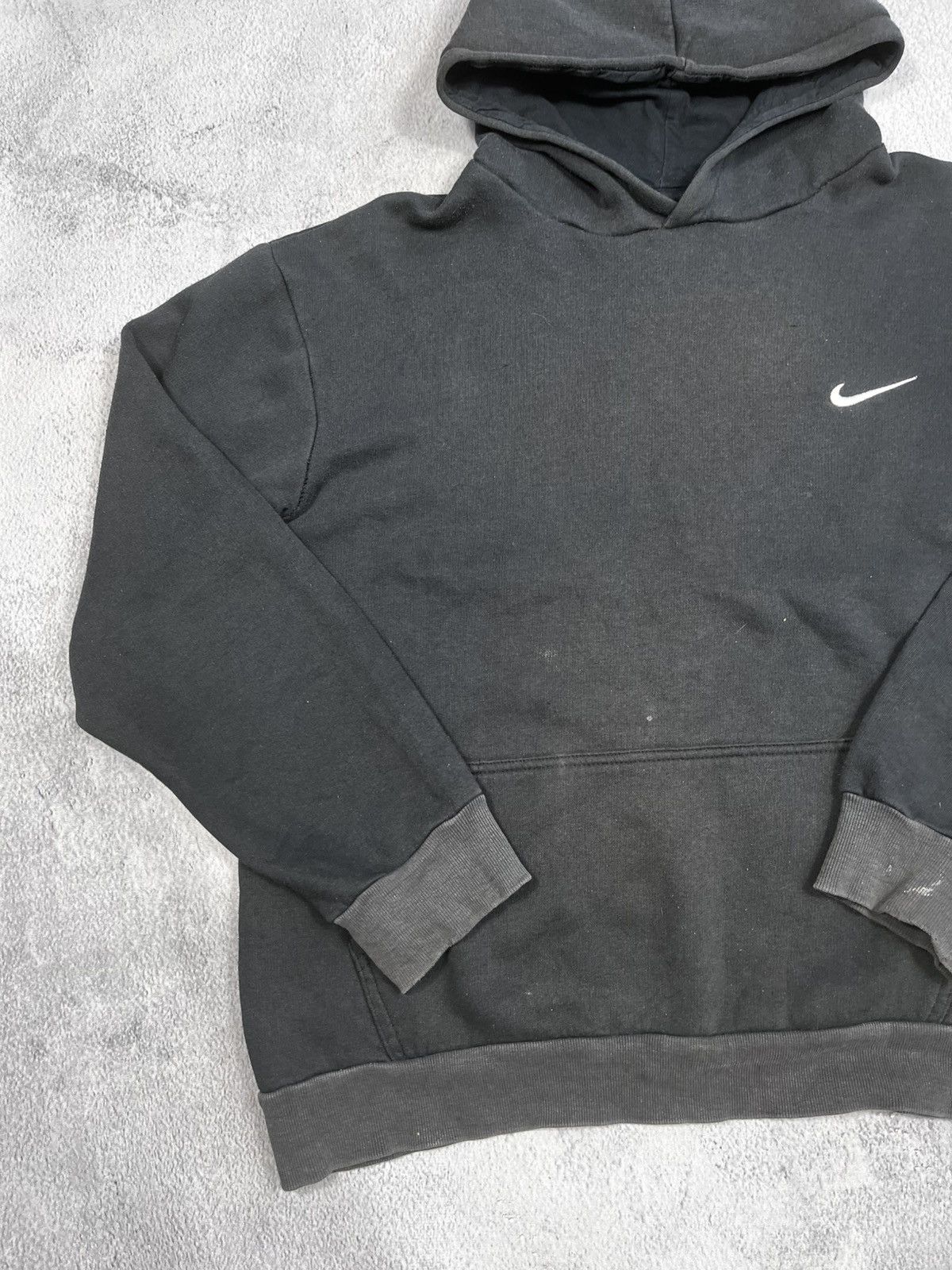 Nike × Vintage Vintage Y2K Nike trashed swoosh hoodie streetwear size L Size L / US 10 / IT 46 - 2 Thumbnail