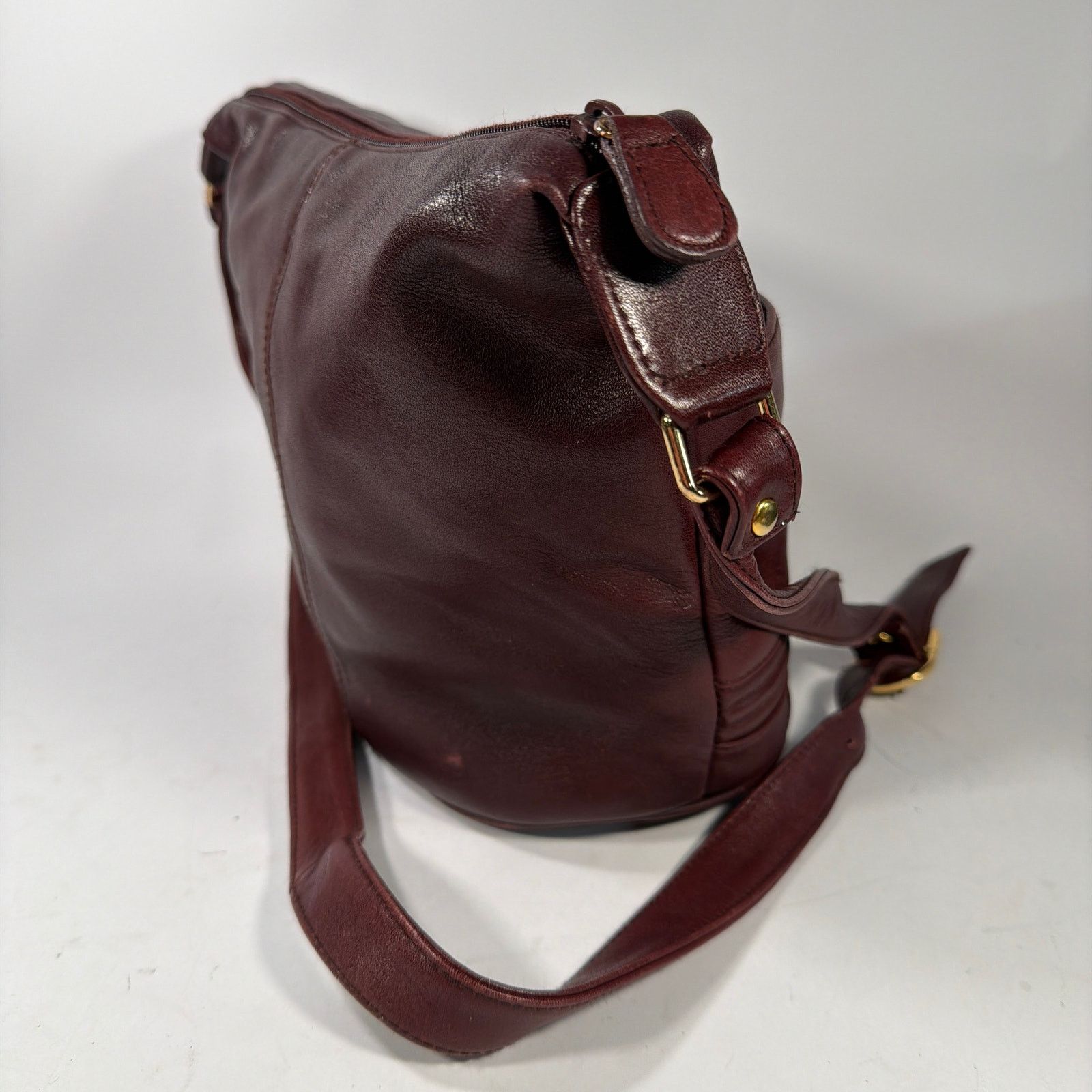 Etienne Aigner Etienne Aigner Genuine Leather Burgundy Hobo Shoulder Bag Size ONE SIZE - 4 Thumbnail