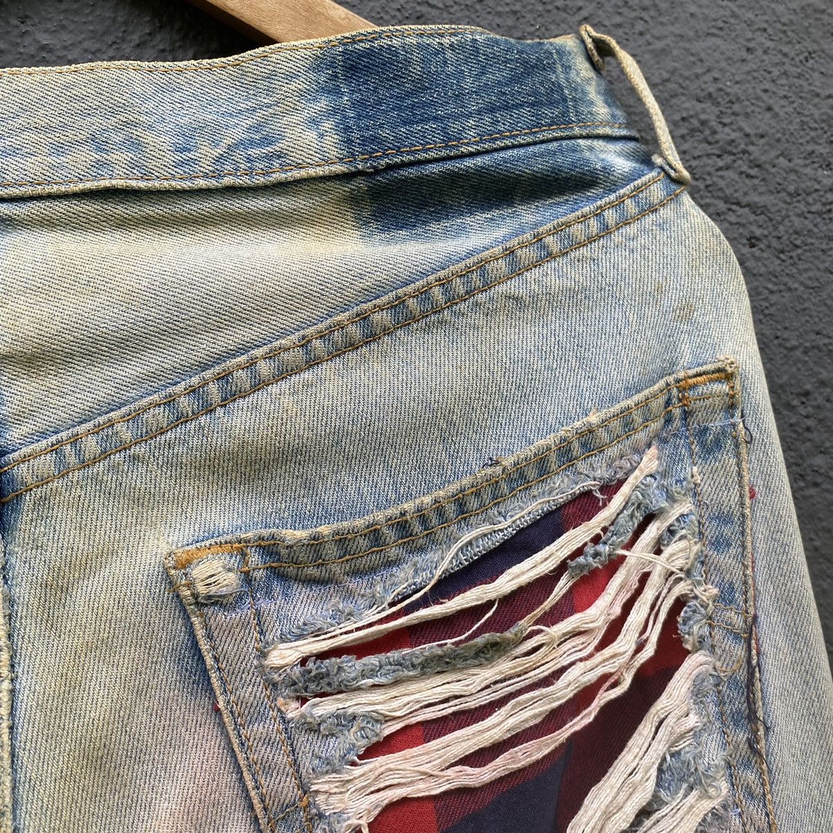 Vintage THRASHED Vintage Distressed Punk ERD GRUNGE LGB JEANS Size US 31 - 4 Thumbnail