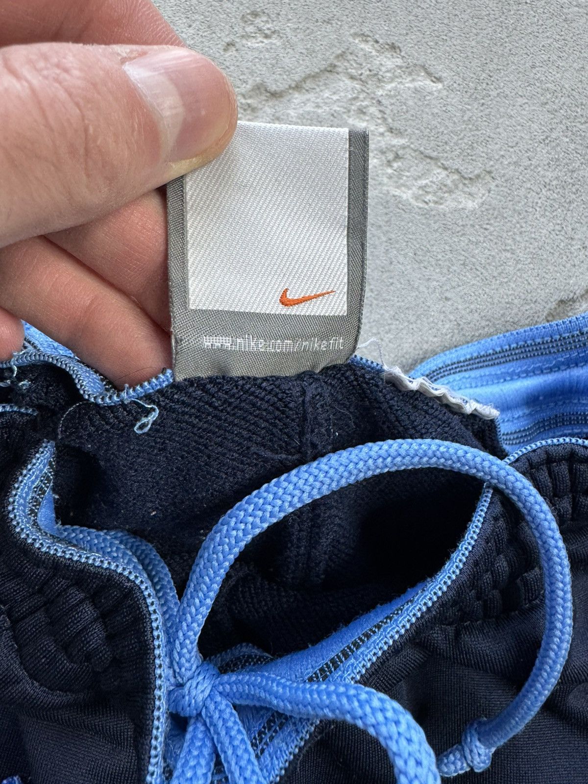 Nike × Vintage Nike vintage navy shorts track pant small swoosh Y2K Size US 30 / EU 46 - 4 Thumbnail