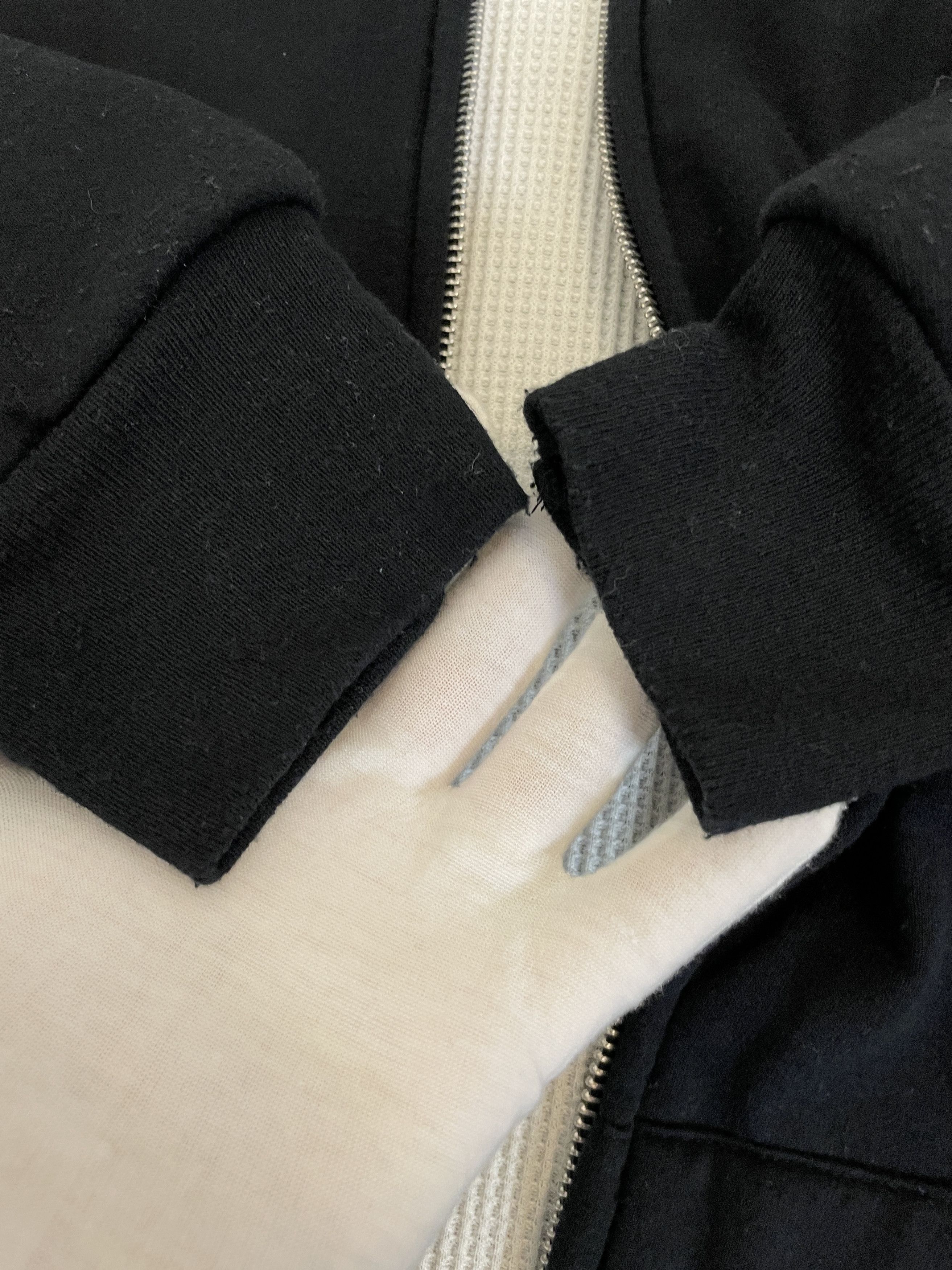 Other Vintage Basic Waffle Lined Black Zip Up Hoodie Size US L / EU 52-54 / 3 - 10 Thumbnail