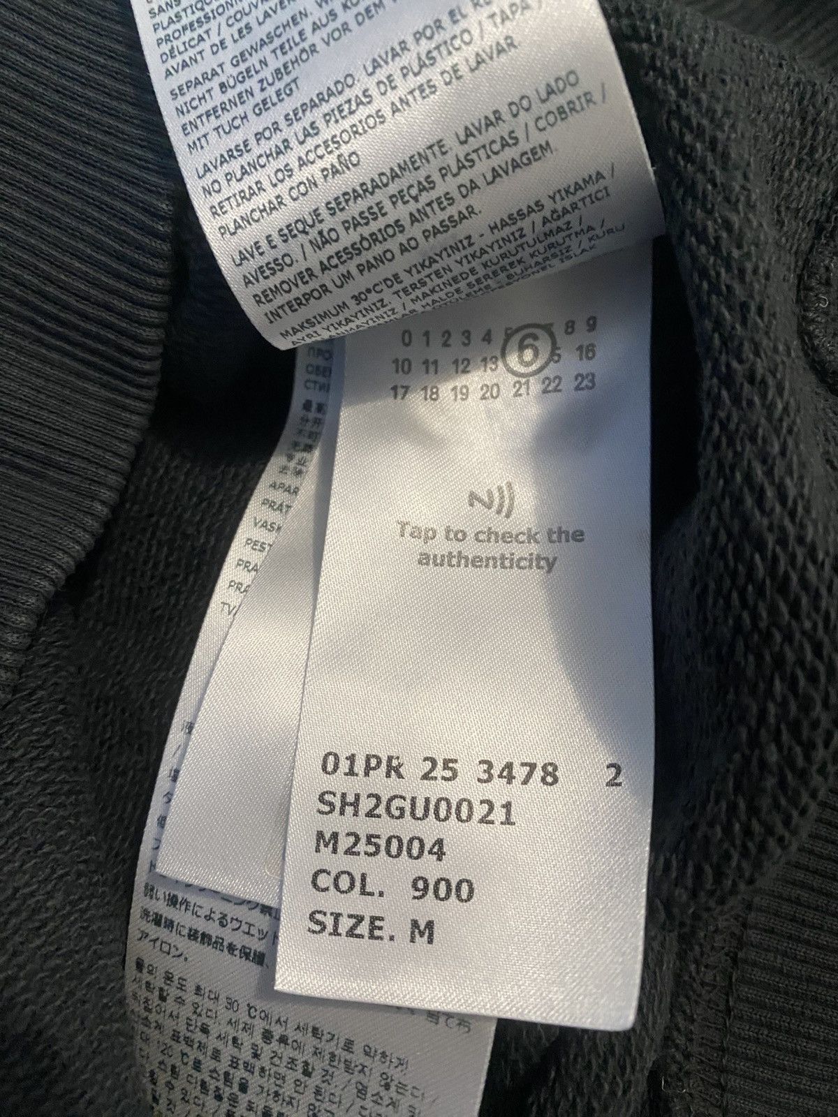 Maison Margiela MARGIELA mm6 numeric sweatshirt Size US M / EU 48-50 / 2 - 7 Thumbnail