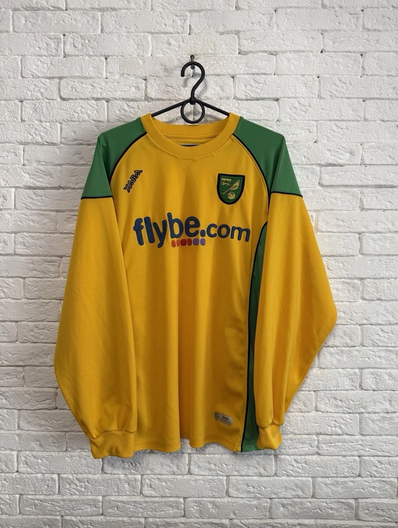 Other Rare Xara Norwich City Home Jersey Football Shirt 06/08 Sz L Size US L / EU 52-54 / 3 - 1 Thumbnail