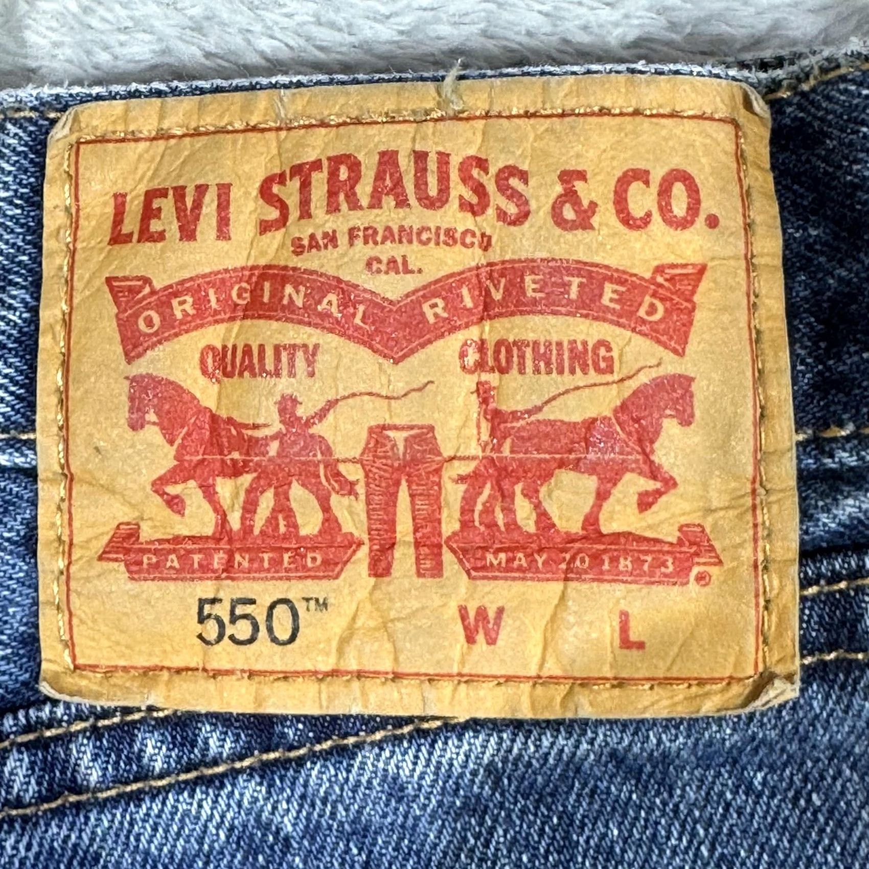 Levi's VINTAGE Levis 550 Jeans Mens 42x33 Blue Relaxed Fit Tapered Leg Denim Zip Fly Size US 42 / EU 58 - 3 Thumbnail