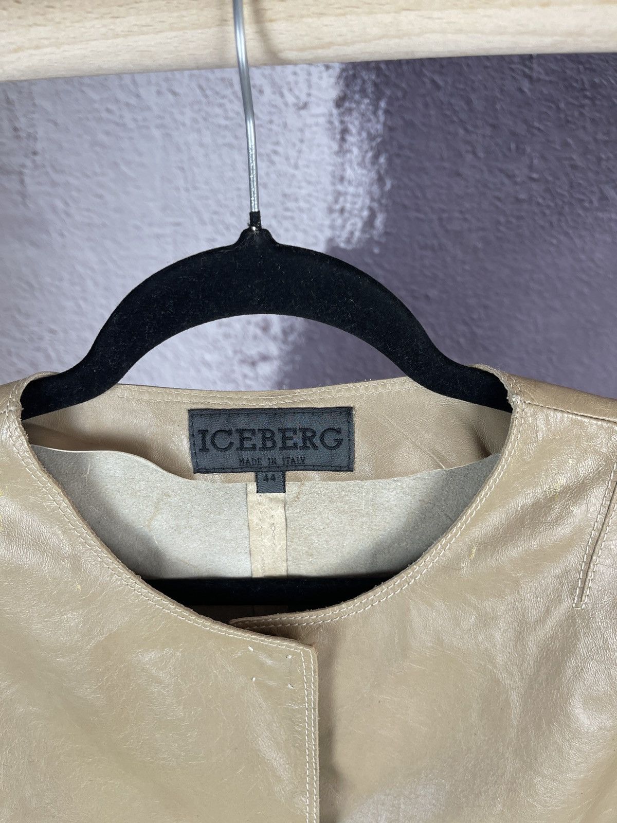 Iceberg Iceberg vintage beige made in Italy leather jacket Size M / US 6-8 / IT 42-44 - 4 Thumbnail