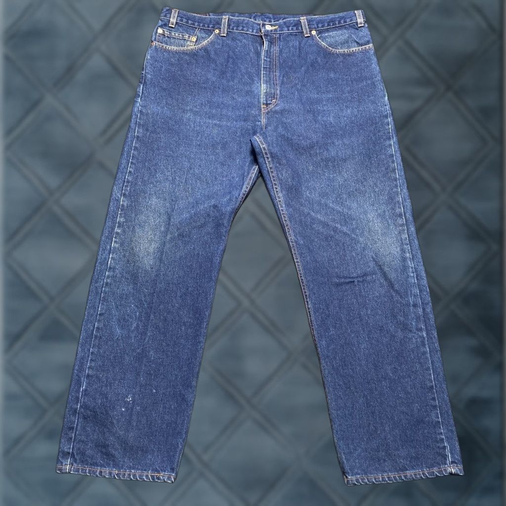 Levi's VINTAGE Levi's 505 Jeans Mens 42x30 Blue Regular Fit Straight Leg Made in USA Size US 42 / EU 58 - 1 Thumbnail