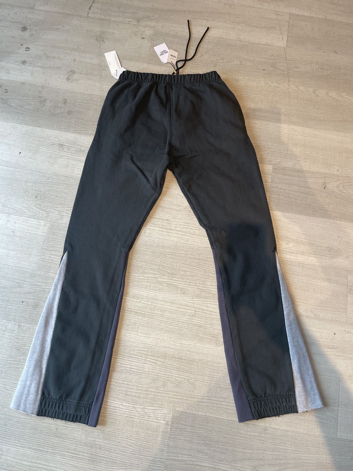 Gallery Dept. Gallery Dept. French Logo Flare Sweatpants Black Size US 30 / EU 46 - 2 Thumbnail
