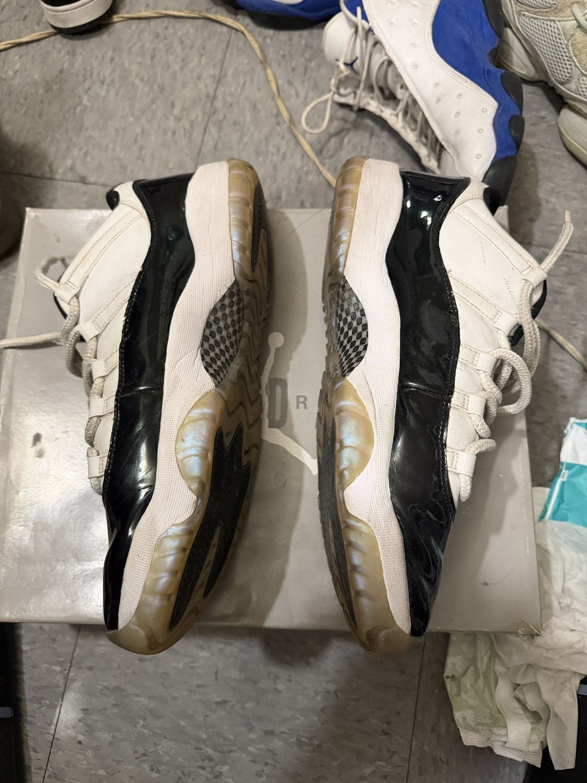 Jordan Brand Jordan 11 Easter Size US 13 / EU 46 - 3 Thumbnail