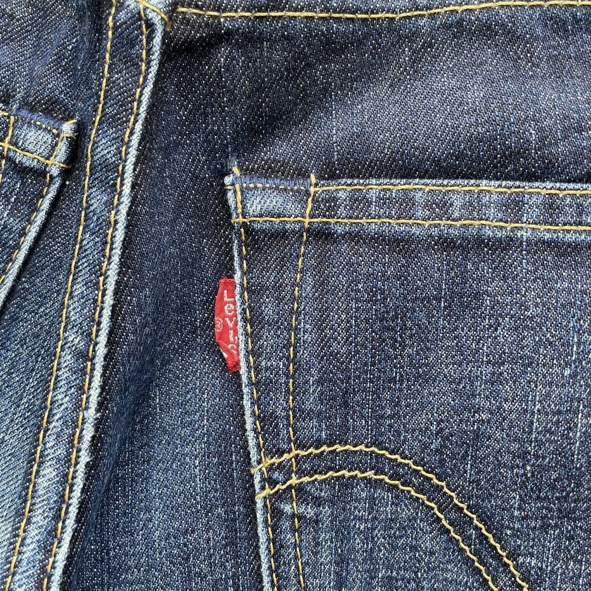 Levi's Vintage Clothing Vintage Levi’s 502 Distressed Jeans Dark Blue Faded Pants Size US 32 / EU 48 - 11 Thumbnail
