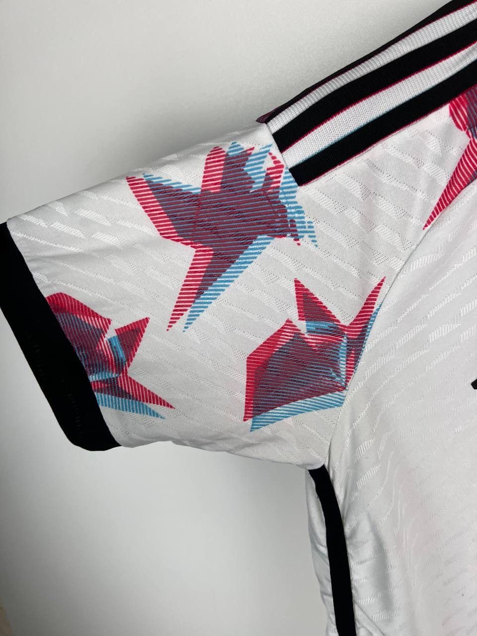 Japanese Brand Japan adidas t-shirts size M Size US M / EU 48-50 / 2 - 4 Thumbnail