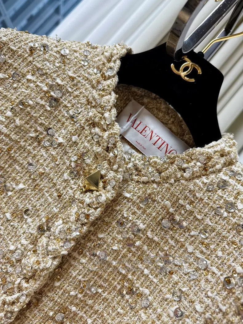 Valentino Valentino Gold embroidered beaded sequins wicker nailed tw Size L / US 10 / IT 46 - 3 Thumbnail