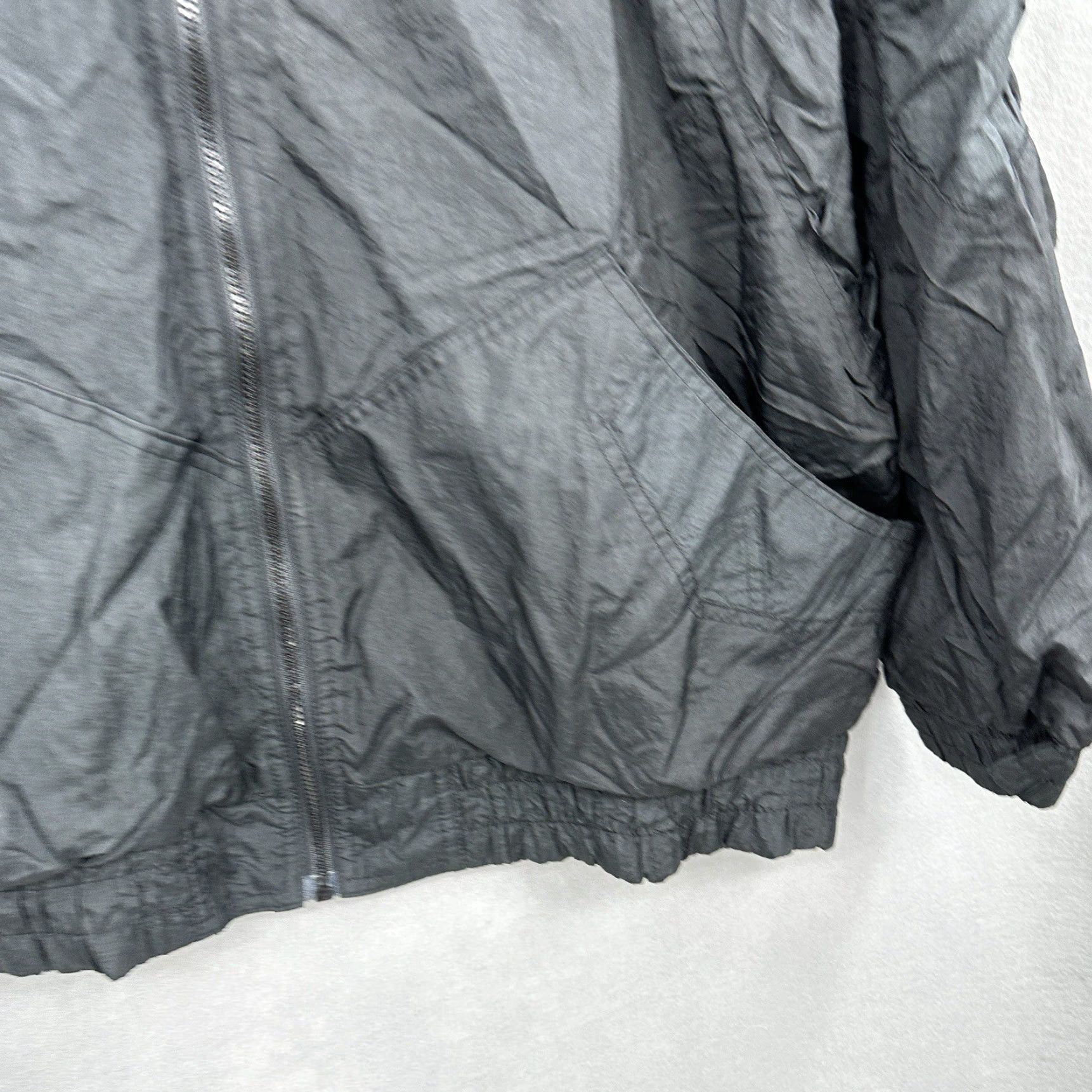 Etro VINTAGE Izzi Windbreaker Jacket Womens L Black 90s Retro Y2K Ruched Zipper Sport Size L / US 10 / IT 46 - 4 Thumbnail
