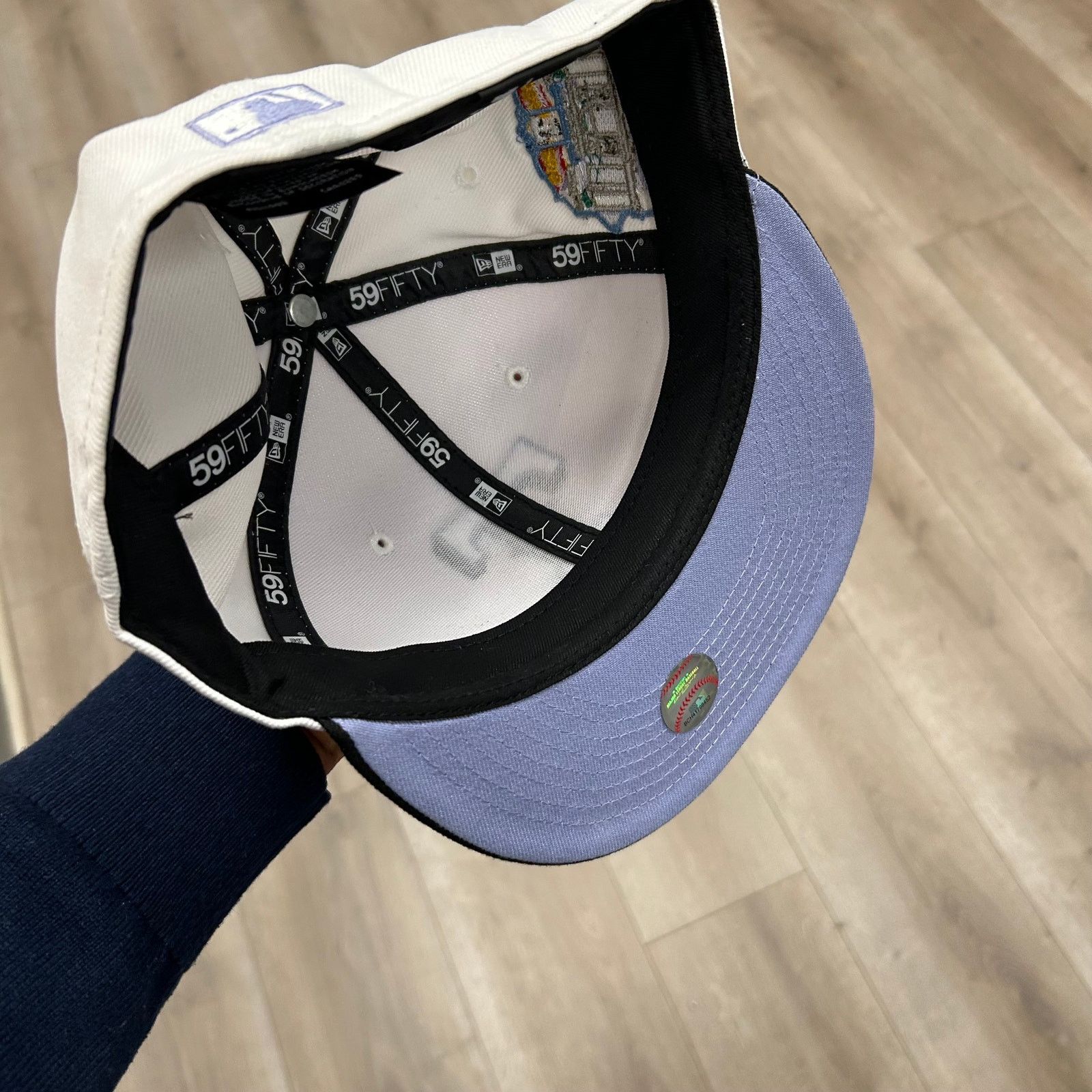 New Era New Era Texas Rangers 2019 Final Season fitted hat Cap 7 1/4 Size ONE SIZE - 7 Thumbnail