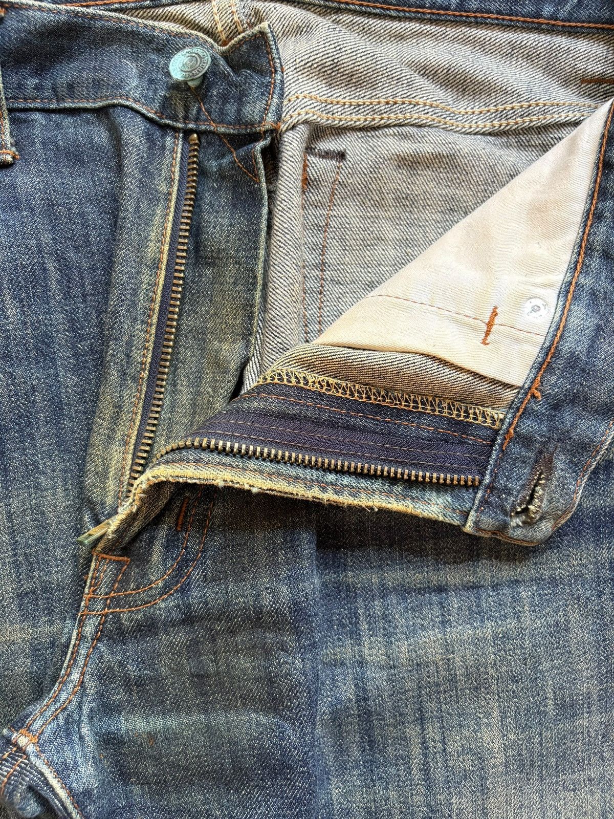 Japanese Brand Vintage Japanese Brand Rusty Mud Wash Loose Baggy Jeans Size US 32 / EU 48 - 9 Thumbnail