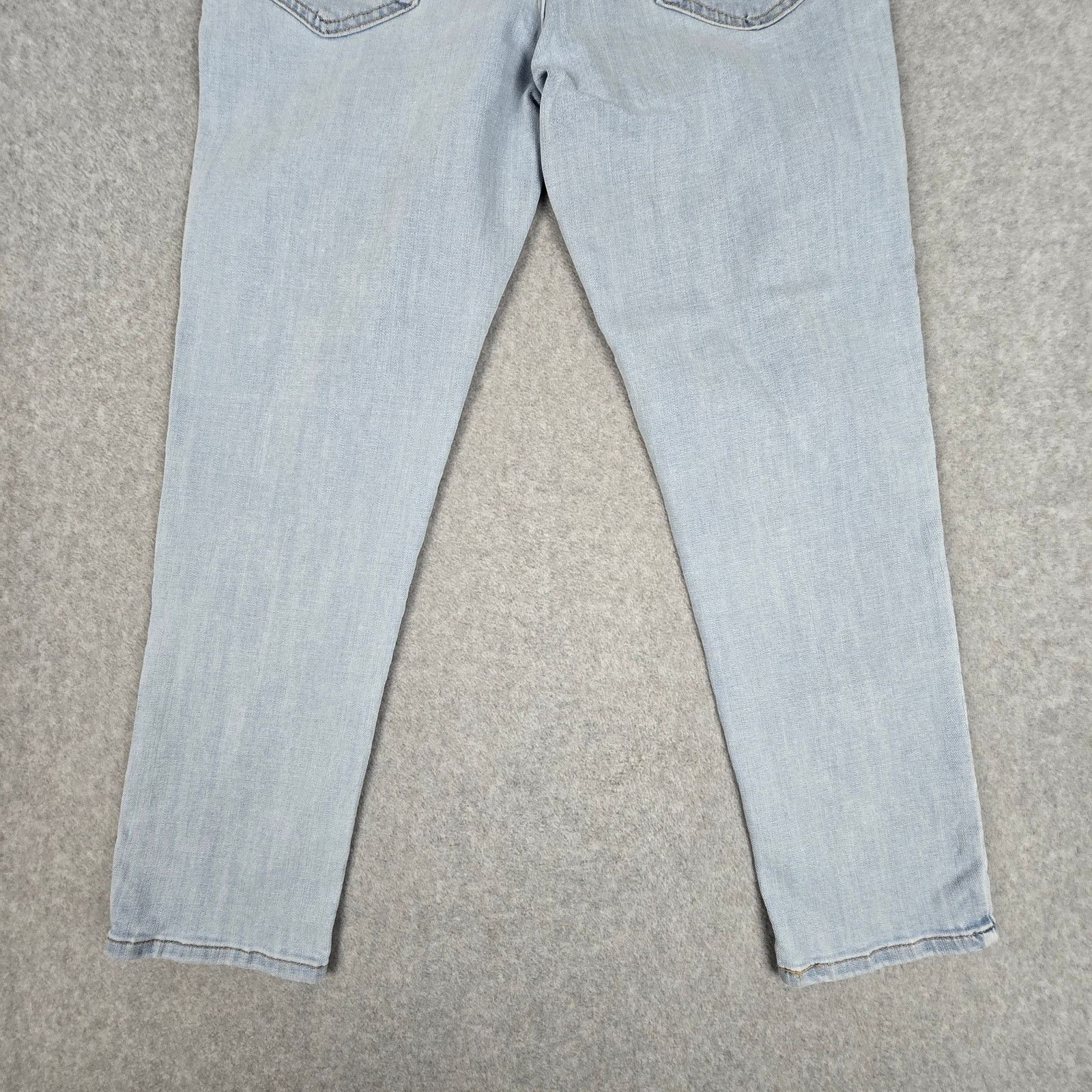 Levi's Levi's Womens 29x27 Boyfriend Jeans Light Wash Size 29" - 9 Thumbnail