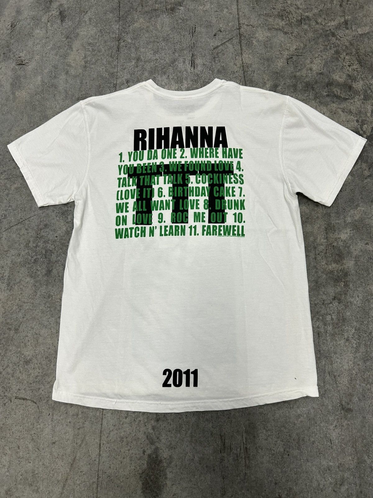 Rihanna 2011 Rihanna talk that talk album promo t shirt Size US L / EU 52-54 / 3 - 2 Thumbnail