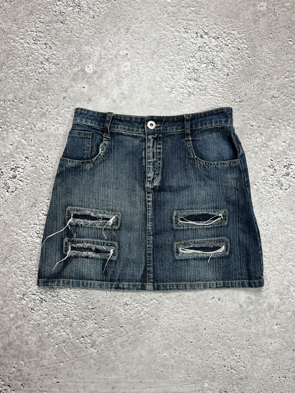 Other Y2K Distressed Denim Mini Skirt Women’s Size S Size 28" / US 6 / IT 42 - 1 Thumbnail