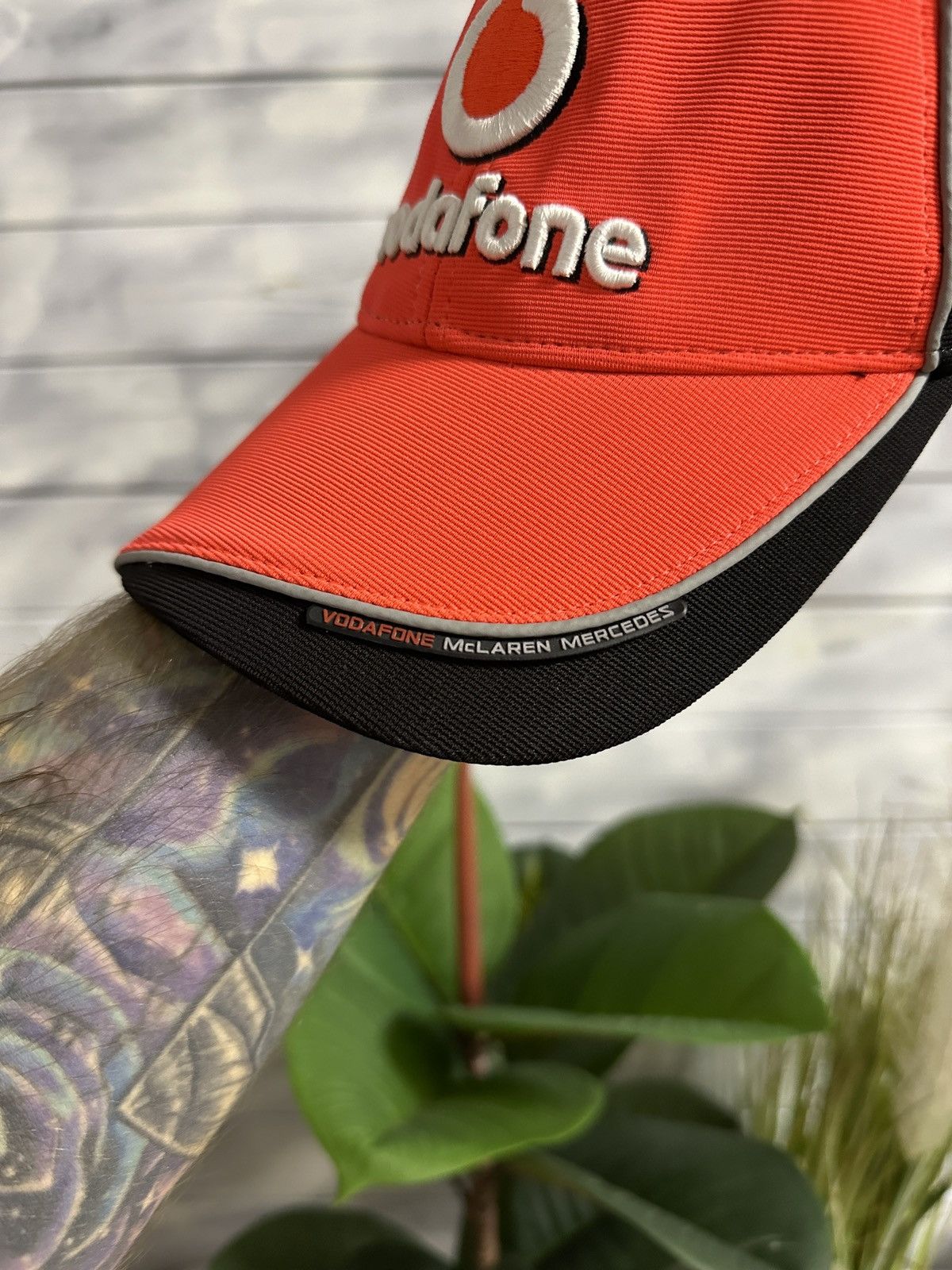 Mercedes-Benz Rare Cap Racing McLaren Mercedes Vodafone Jenson Size ONE SIZE - 5 Thumbnail