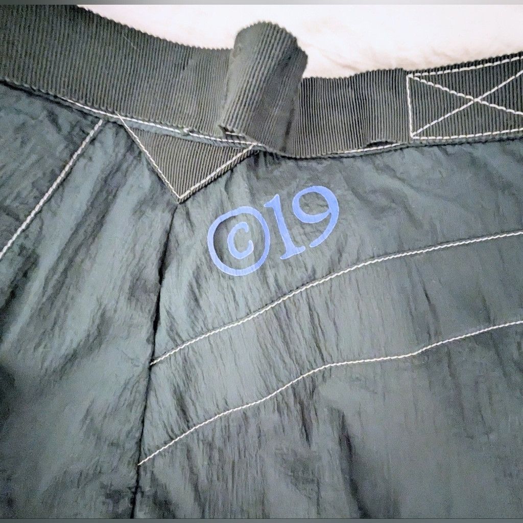 Off-White Off-White Green Asymmetrical Slit Nylon Skirt Size 27" / US 4 / IT 40 - 6 Thumbnail