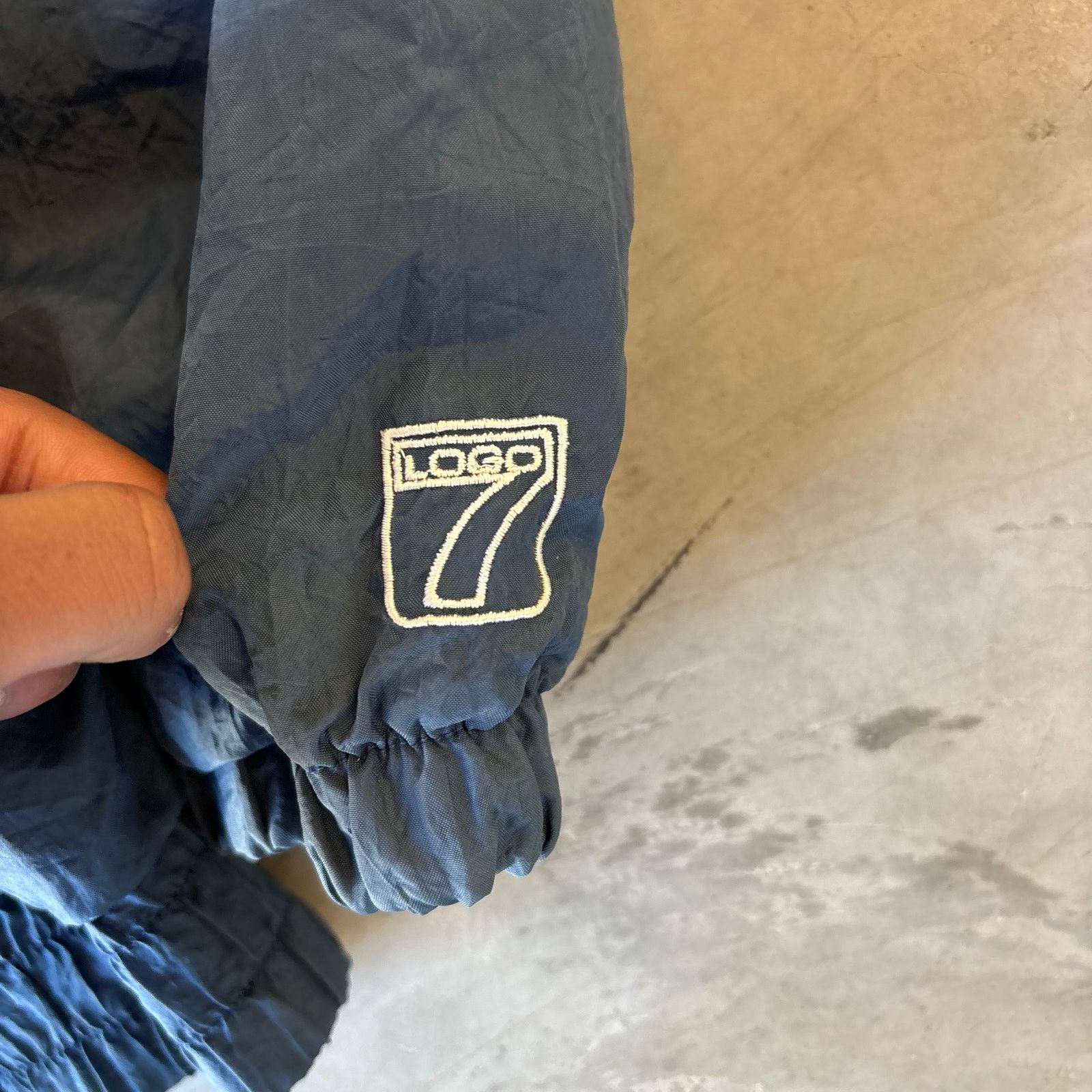 Logo 7 vintage 90s logo7 ncaa final four windbreaker jacket Size US L / EU 52-54 / 3 - 4 Thumbnail