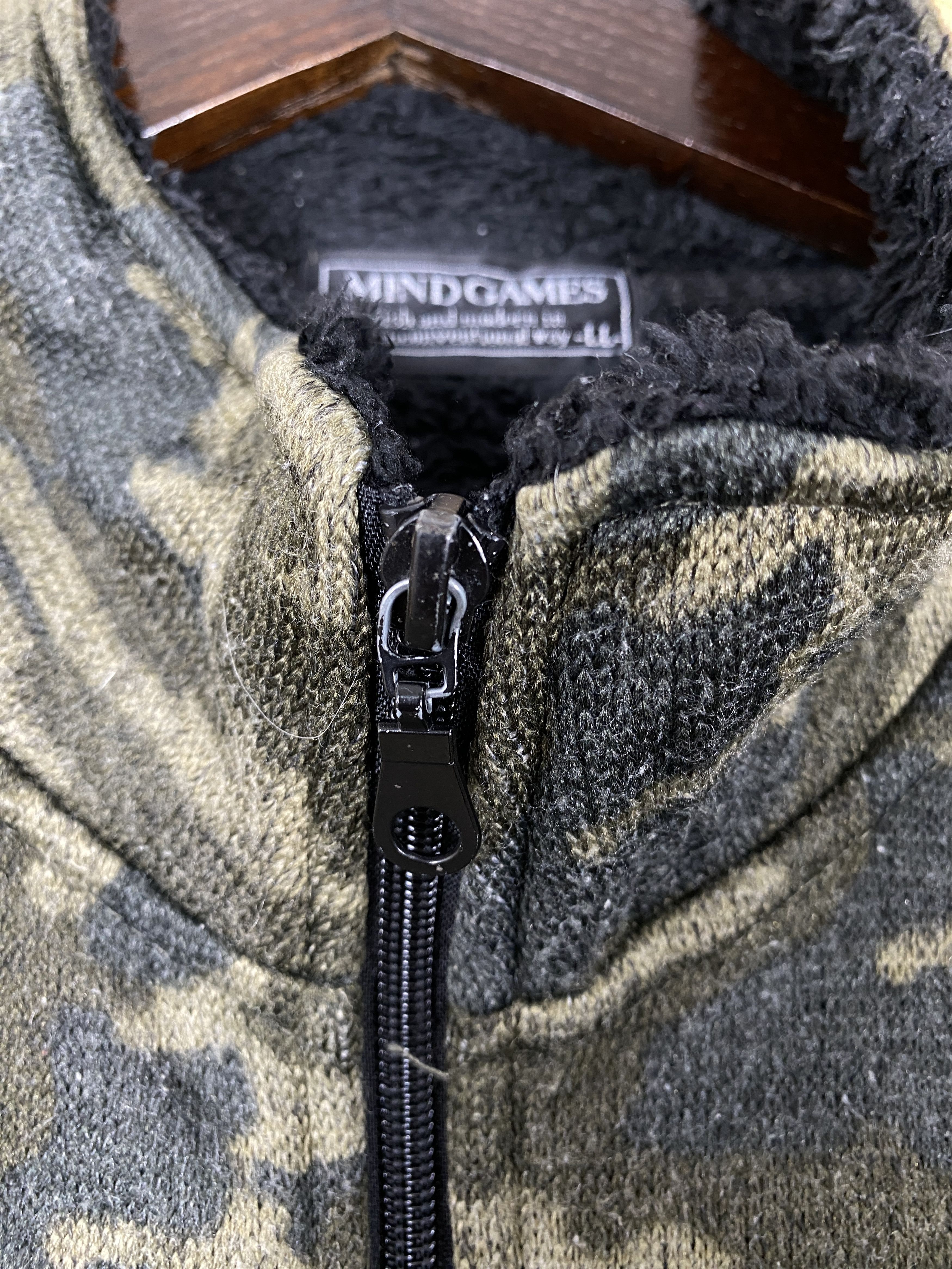 Japanese Brand Vintage Mind Games Camouflage Fleece Lining Vest Size US S / EU 44-46 / 1 - 3 Thumbnail