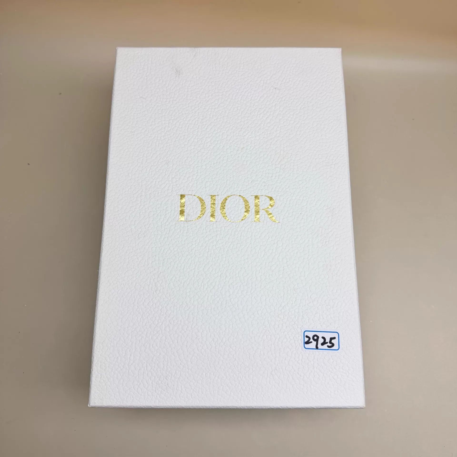 Dior Dior Floral Embroidered Sneaker EU 36.5 - Like New Size US 6 / IT 36 - 9 Thumbnail