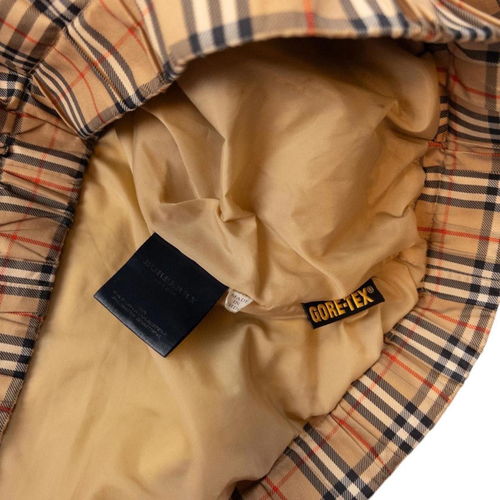 Burberry Vintage Burberry Nova Check Goretex Q Zip Jacket Size L Size US L / EU 52-54 / 3 - 8 Thumbnail