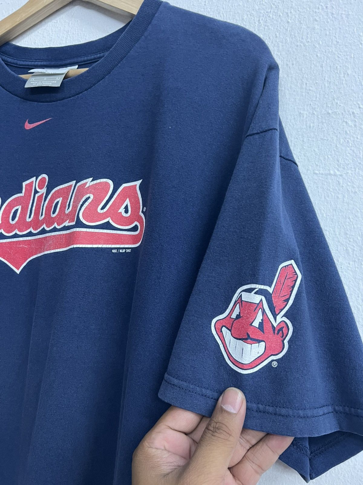 MLB × Nike × Vintage Vintage Rare Y2K Nike Indians MLB Tee Size US L / EU 52-54 / 3 - 7 Thumbnail