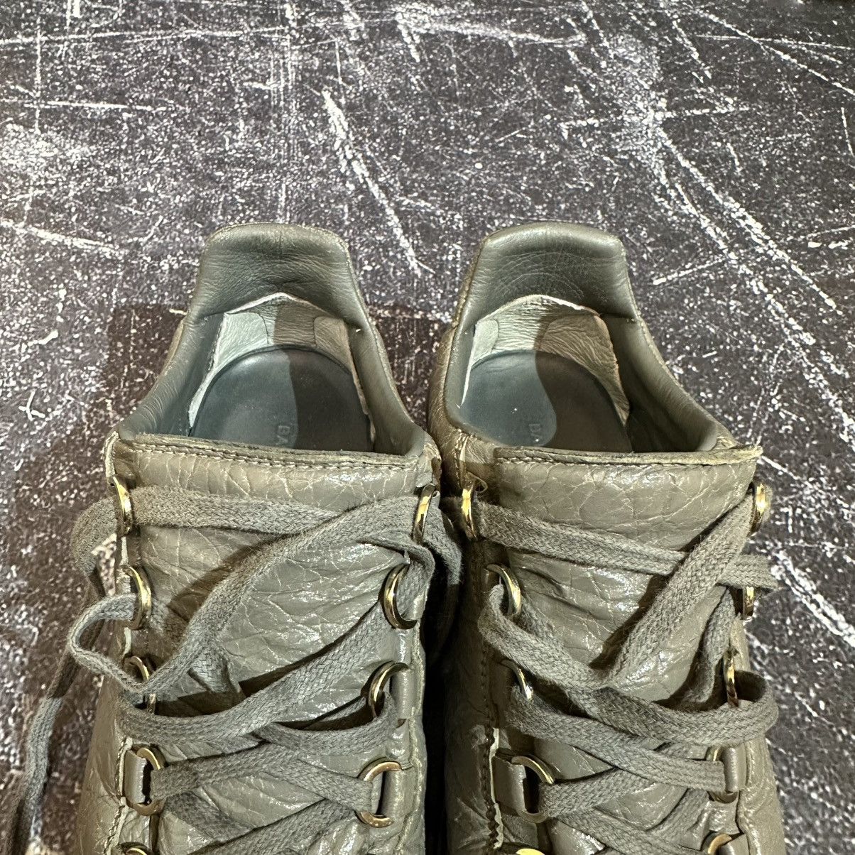 Balenciaga Balenciaga Arena wmn’s Leather Low Top Sneakers Size 38 Size US 8 / IT 38 - 15 Thumbnail