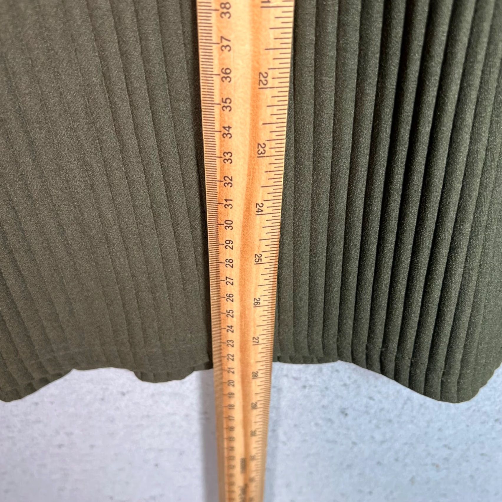 Olive VINTAGE 3.3 Field Trip Olive Green Ribbed Sleeveless Top One Size Polyester Spandex Women Adult Womens Sleeveless Round Neck Pullover Shirt 90s Event Size ONE SIZE - 6 Thumbnail