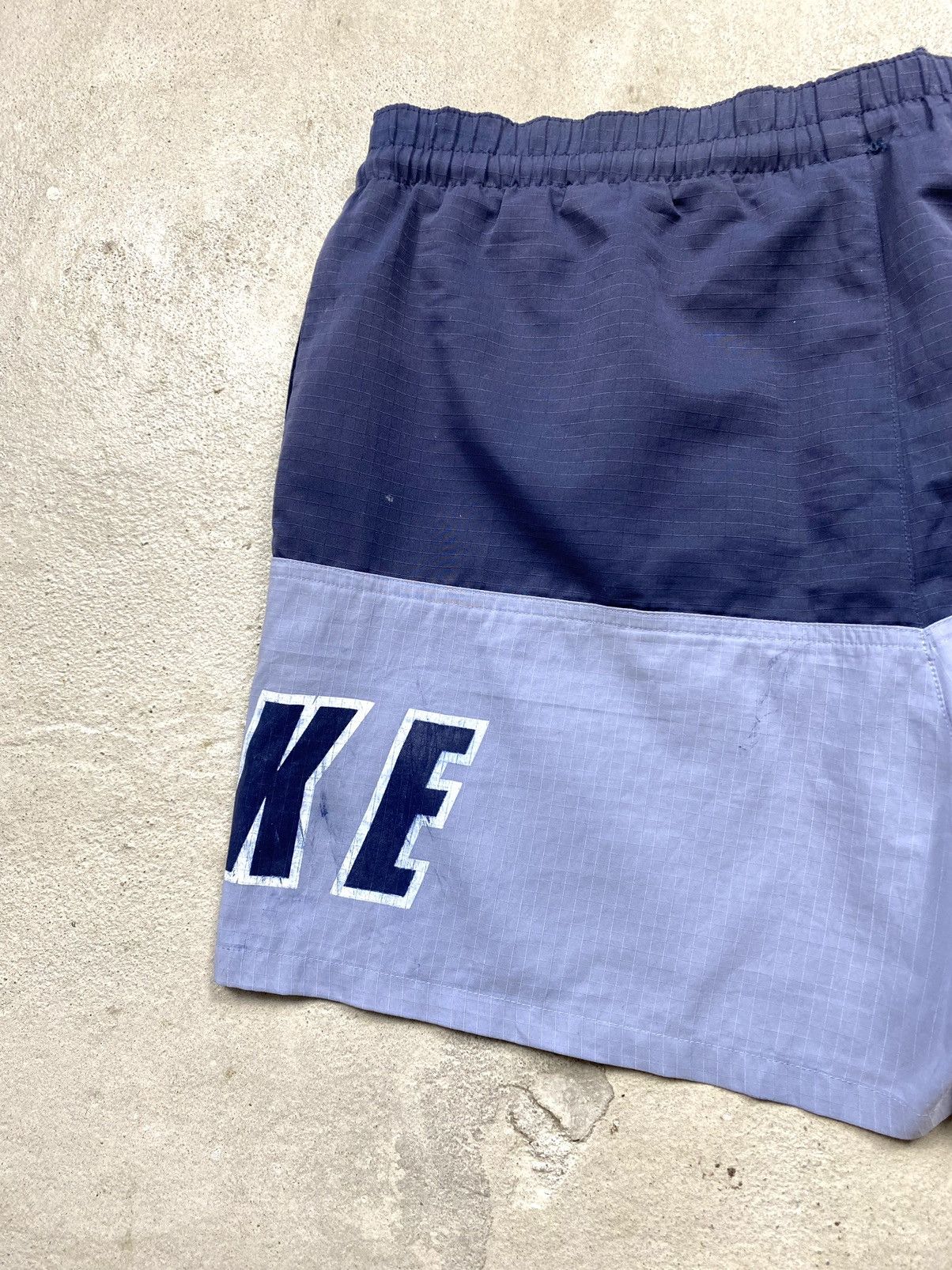 Nike Vintage 1990’s Nike Shorts Big Logo Tn Zm 95 97 Hype Y2K Size US 36 / EU 52 - 10 Thumbnail