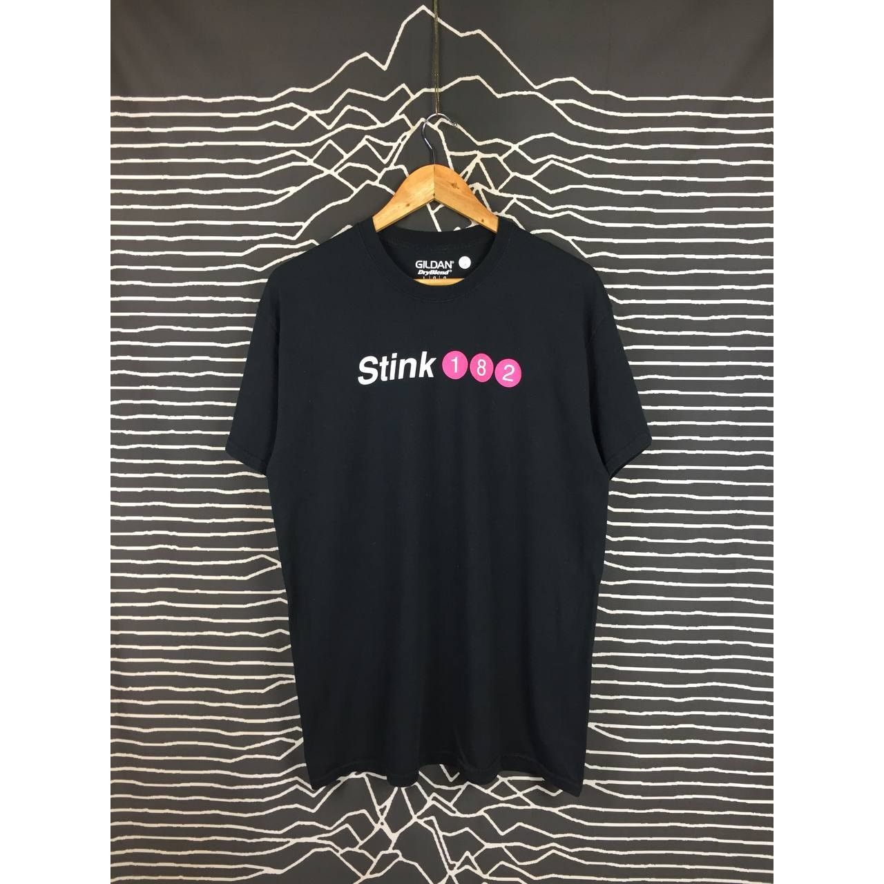 Gildan Stink 182 Spoof T-Shirt Blink 182 Parody Band Tee Size US L / EU 52-54 / 3 - 2 Thumbnail