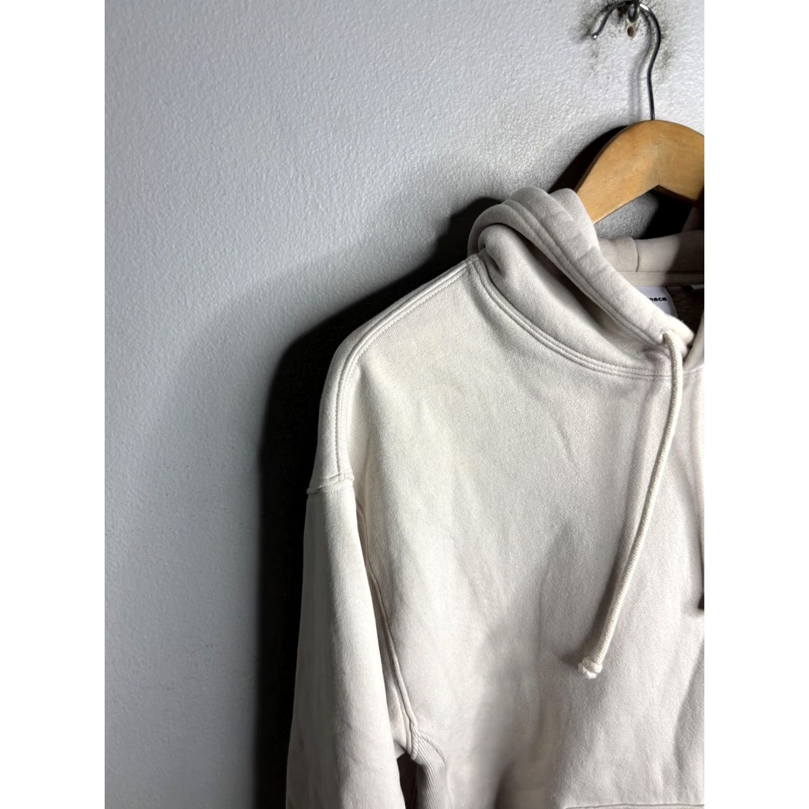 TNA VINTAGE? No — TNA Sweatfleece Hoodie Womens S White Cozy Fleece Boyfriend Pullover Pocket Shirt? Size S / US 4 / IT 40 - 2 Thumbnail