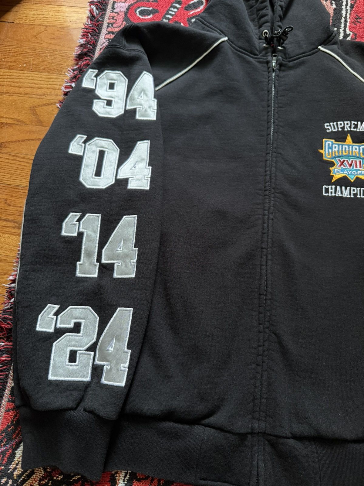 Supreme Supreme - playoffs zipup Size US L / EU 52-54 / 3 - 4 Thumbnail