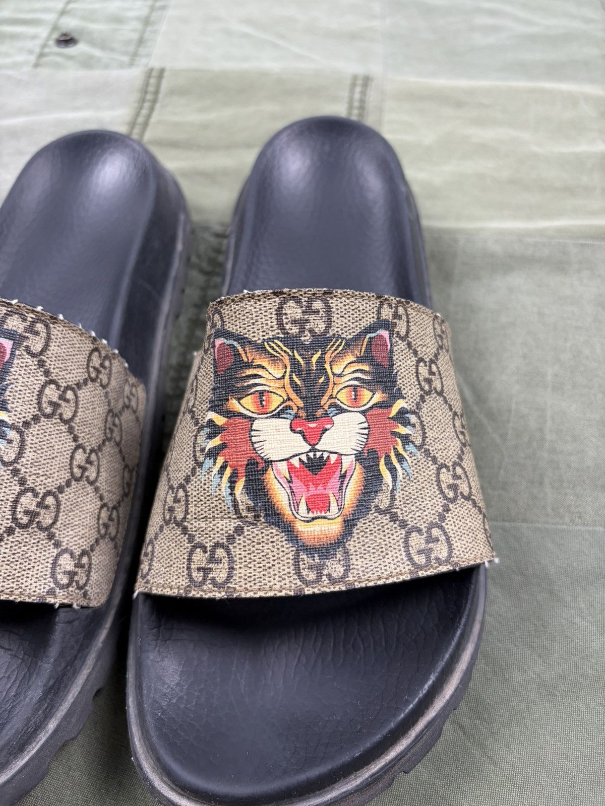 Gucci Angry Cat Slides Size US 9 / EU 42 - 2 Thumbnail
