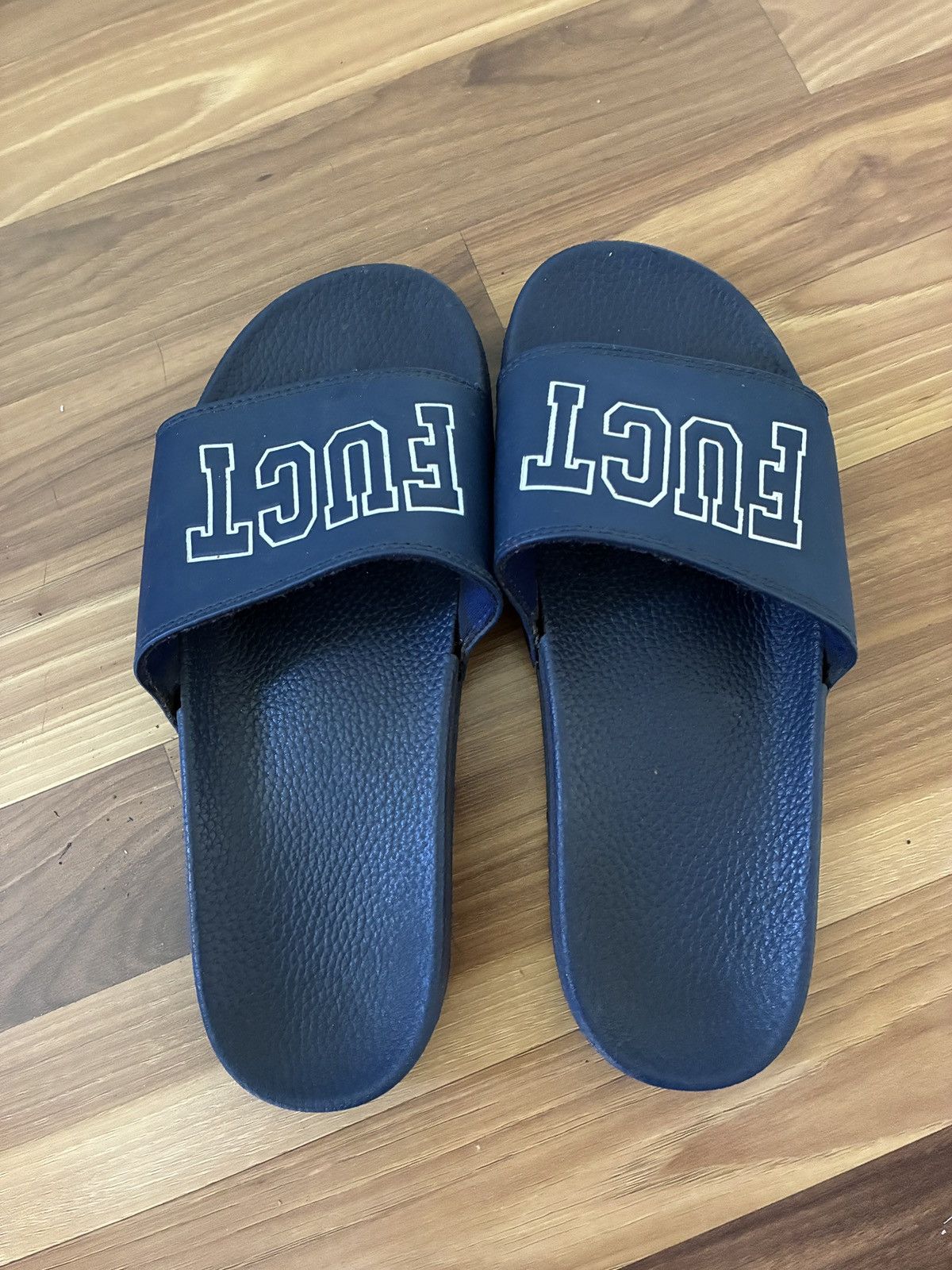FUCT FUCT pool slides Size US 8 / EU 41 - 2 Thumbnail