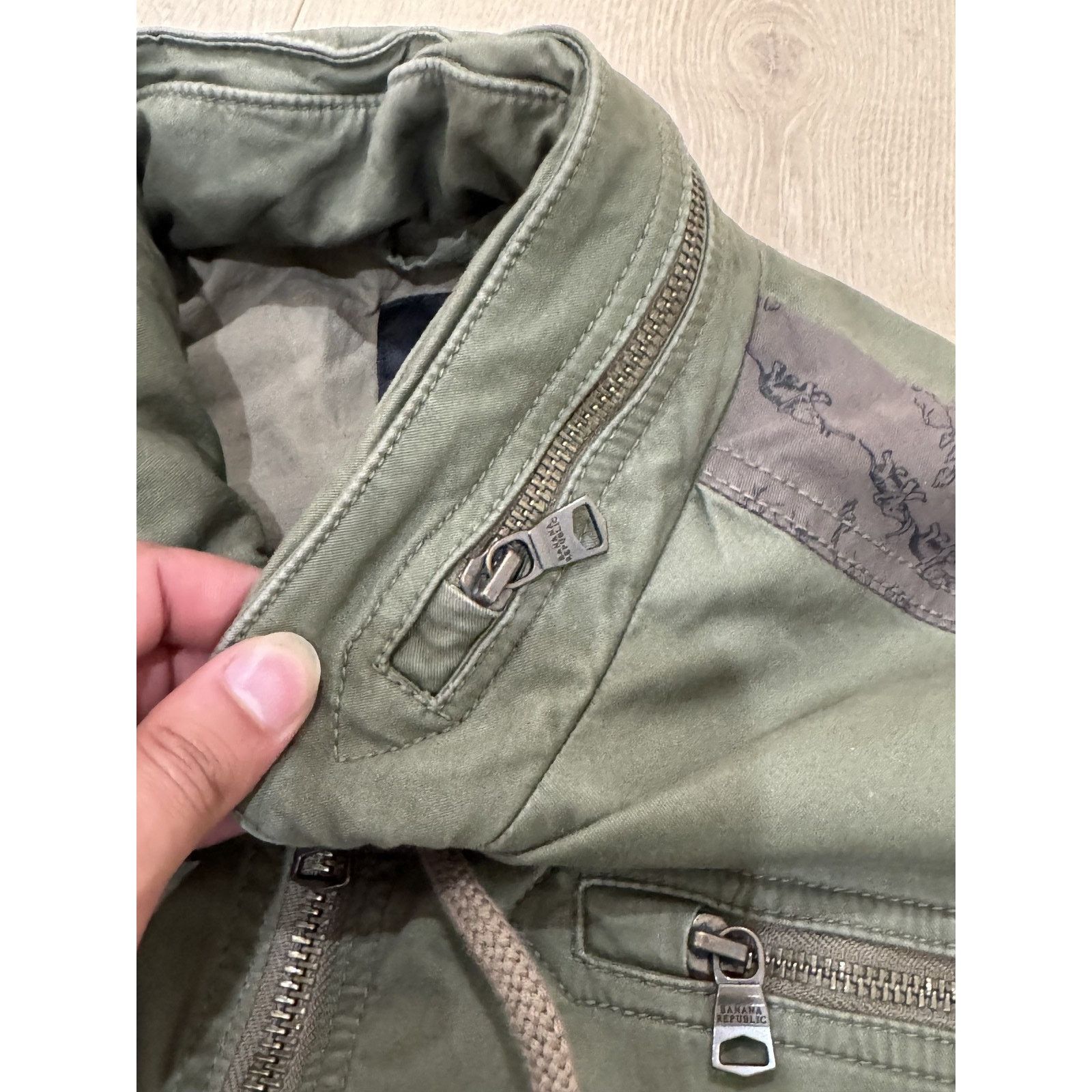 Banana Republic Banana Republic Men's Utility Jacket Map Print Multi-Pocket Size US S / EU 44-46 / 1 - 4 Thumbnail