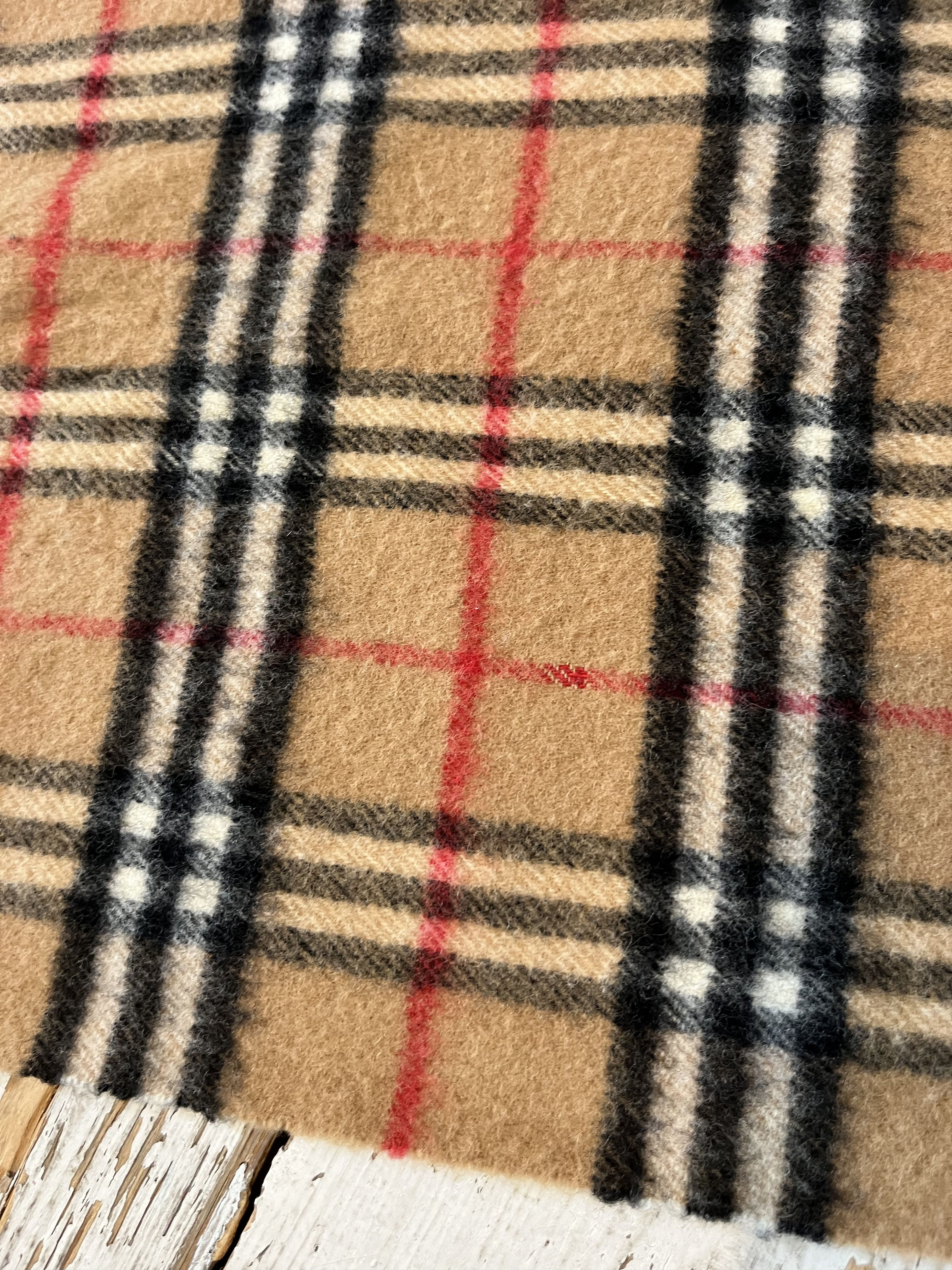 Burberry Burberry London Pure Lambswool Long Scarf Size ONE SIZE - 5 Thumbnail