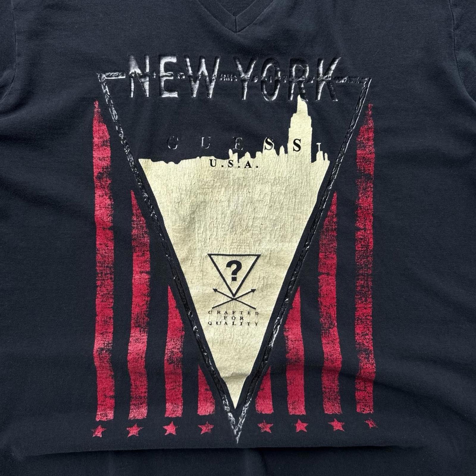 Guess Y2K Guess 00s Black V Neck Grunge t shirt Size US L / EU 52-54 / 3 - 3 Thumbnail