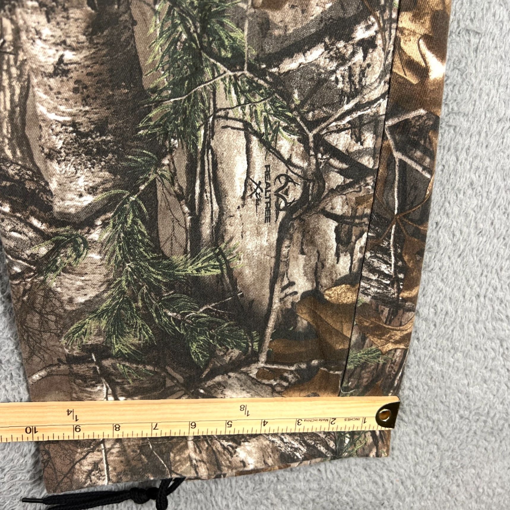 Realtree Realtree Mens XL Pants Green Camouflage 40-42 Pockets Cargo Hunting Outdoor Classic Style Ankle Straight Bagged? No. Size US 40 / EU 56 - 2 Thumbnail
