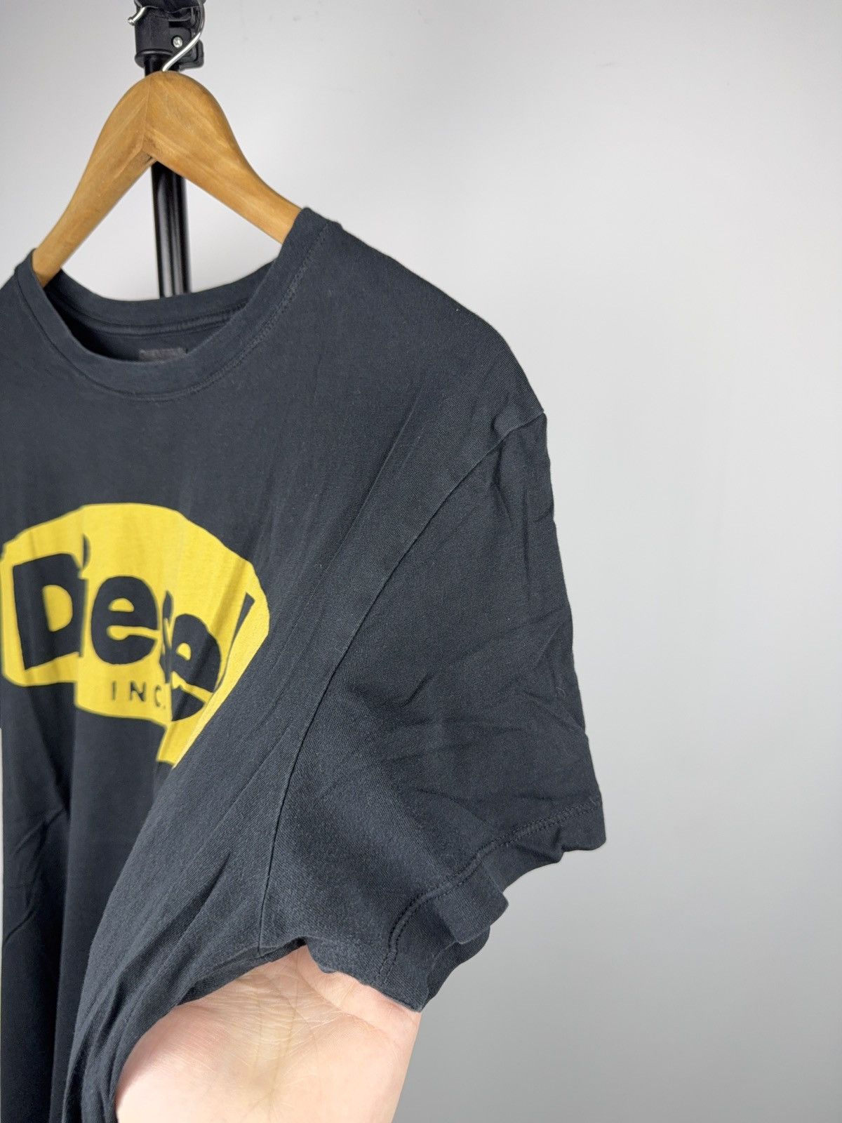 Diesel 00s Luxury Diesel Logo Retro Faded T Shirt Black Y2K Tee Size US XL / EU 56 / 4 - 13 Thumbnail