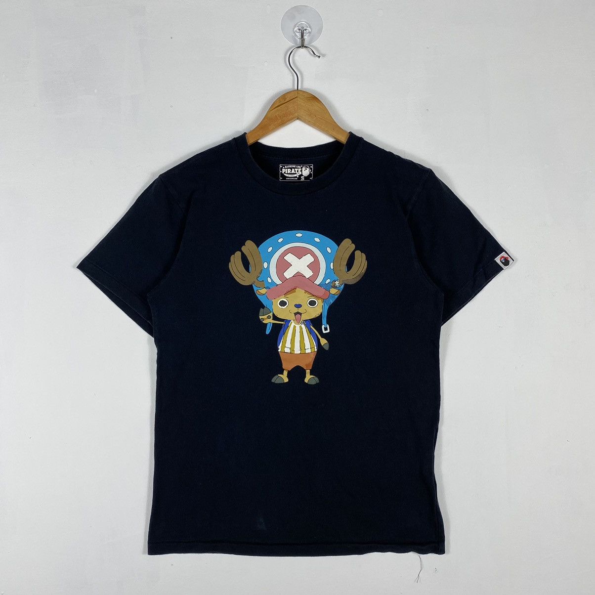 Bape × One Piece BAPE x ONE PIECE TONY CHOPPER TEE Size US S / EU 44-46 / 1 - 2 Thumbnail