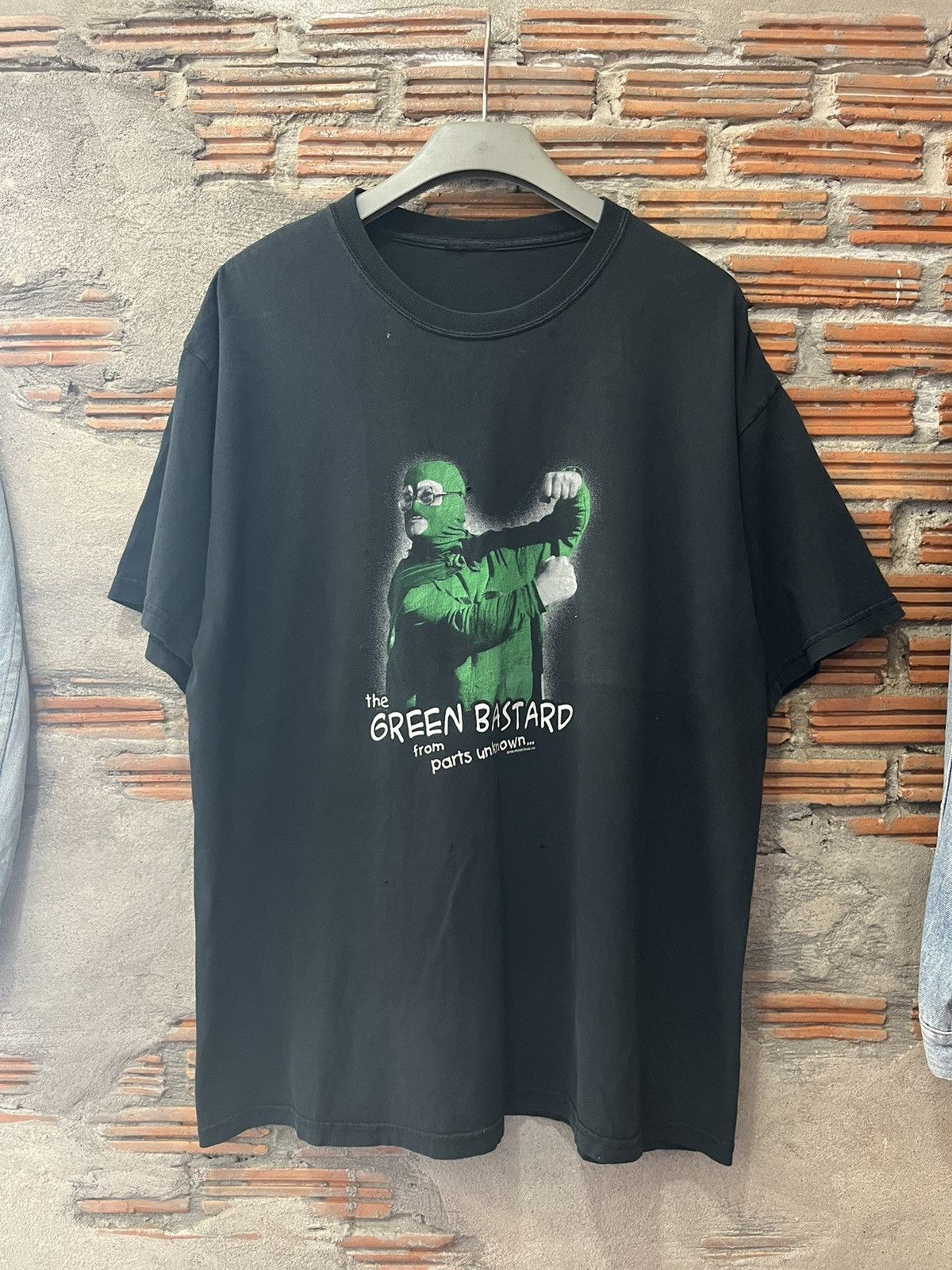 Vintage Vintage The Green Bastard form Parts Unknown Movie 00’s Tee Size US XL / EU 56 / 4 - 2 Thumbnail