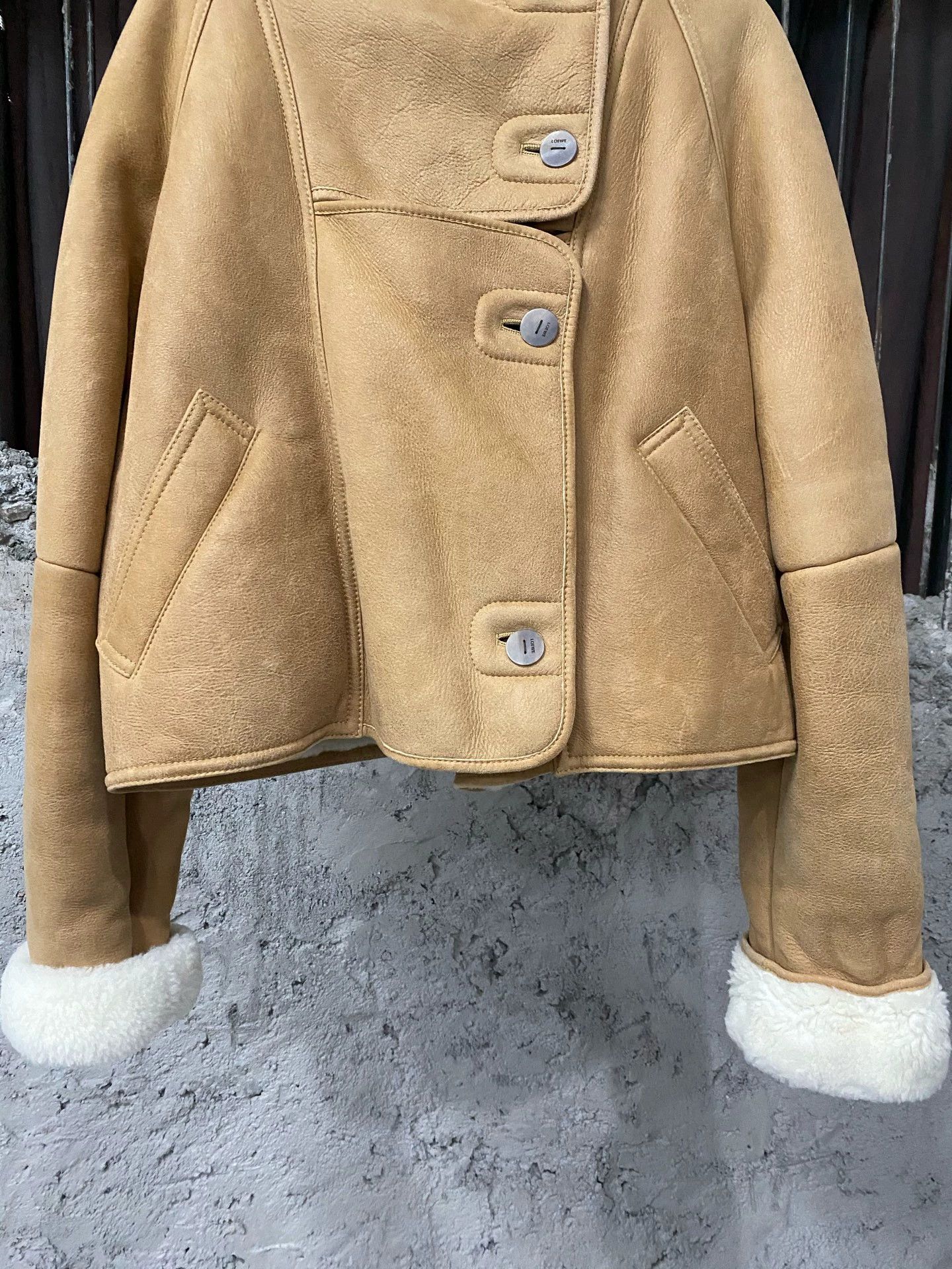 Loewe Loewe shearling jacket 36 new Size XS / US 0-2 / IT 36-38 - 4 Thumbnail