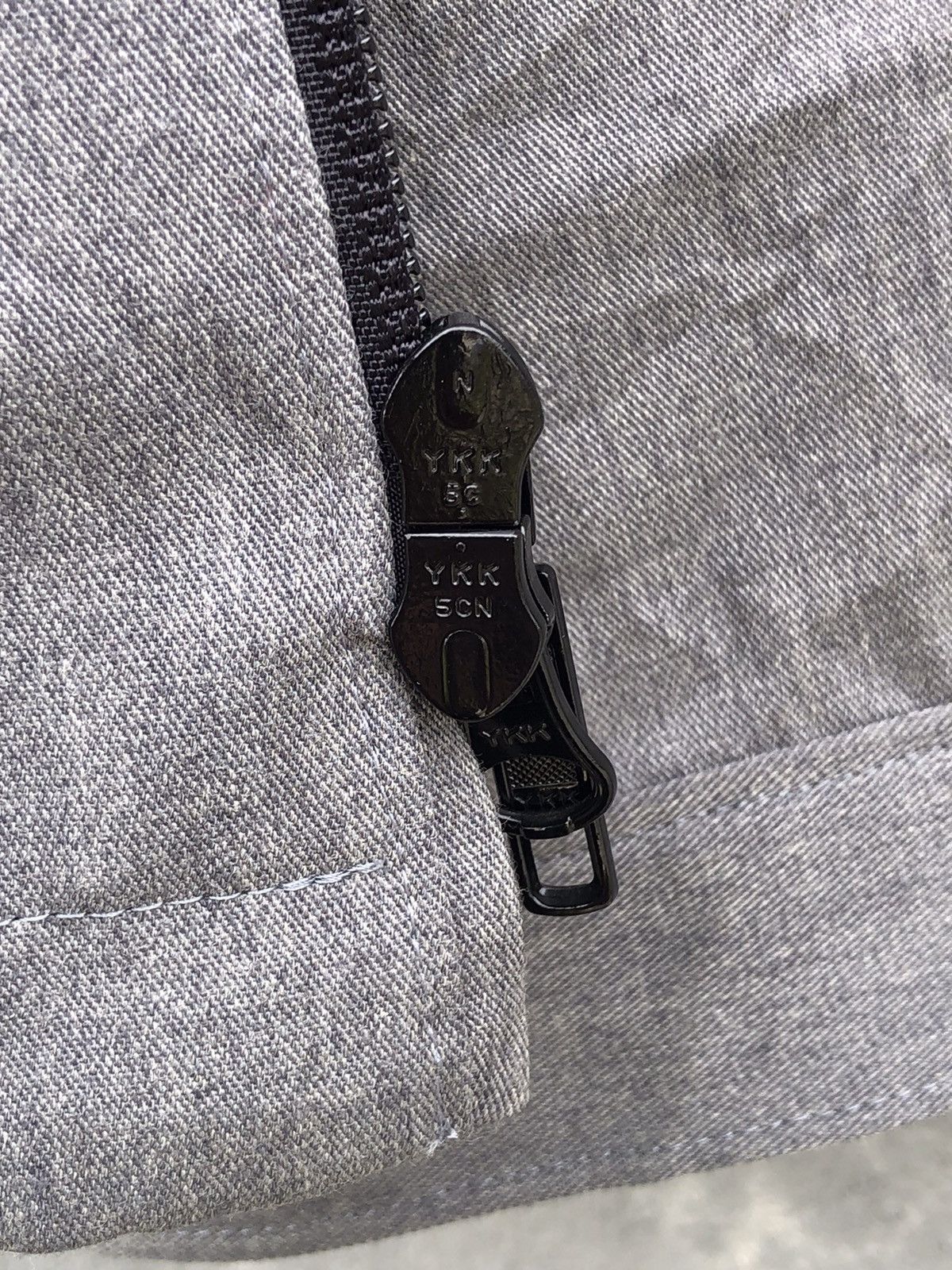 Yohji Yamamoto Yohji Yamamoto LQ Men Multiy Pocket Hoodie Jacket Zipper Size US L / EU 52-54 / 3 - 12 Thumbnail