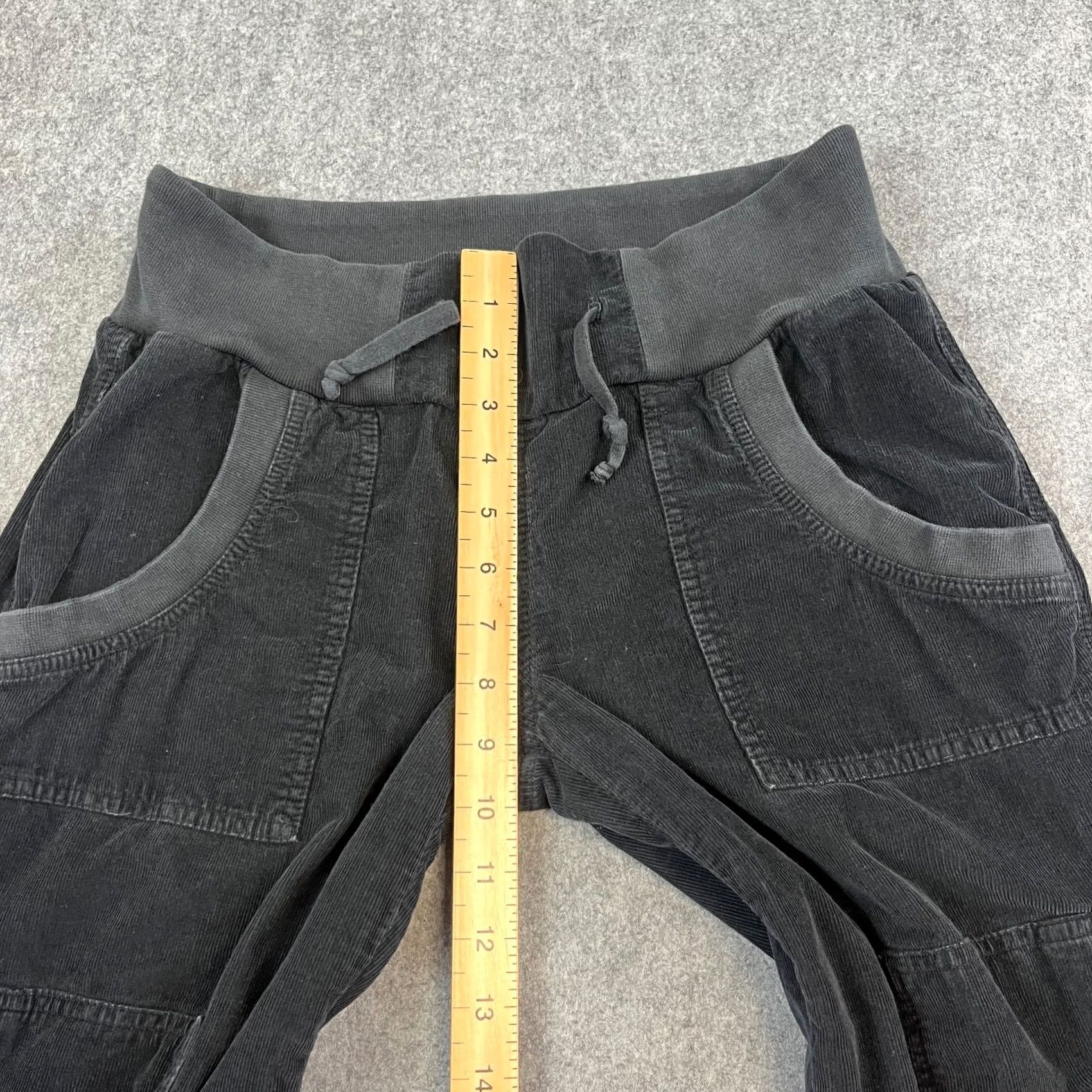 Champion Champion Jeans Men Bootcut Denim 5-Pocket L Dark Black Relaxed Regular 32in Inside Leg 32in Elasticated Waist 34in Waist - Vintage Size US 33 - 5 Thumbnail