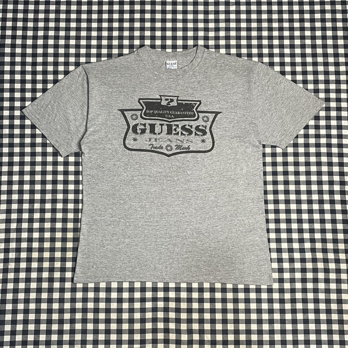 Guess × Vintage Guess Vintage tee size L Made in Canada Size US L / EU 52-54 / 3 - 1 Thumbnail