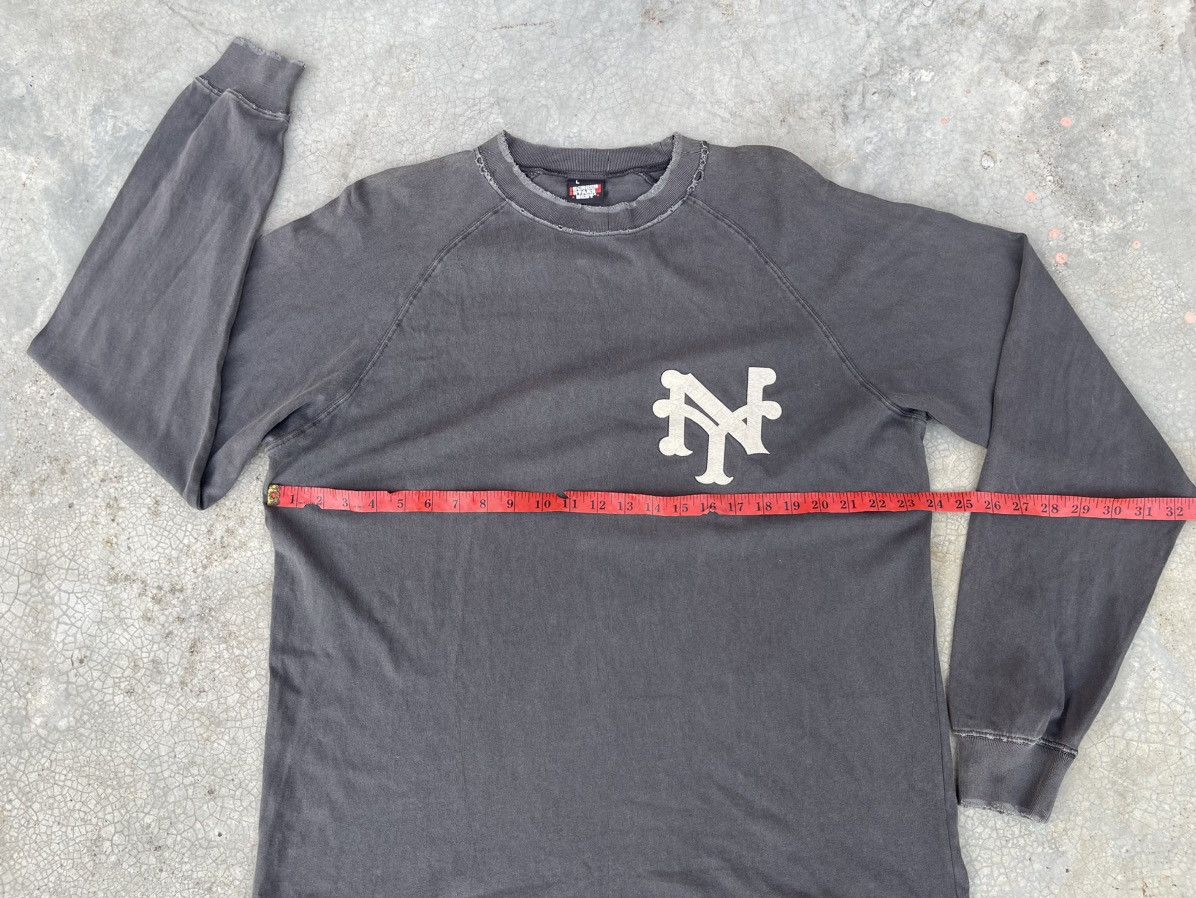 New York Yankees New York Yankees LS Shirt L fit XL Distressed Sun Faded Size US XL / EU 56 / 4 - 12 Thumbnail