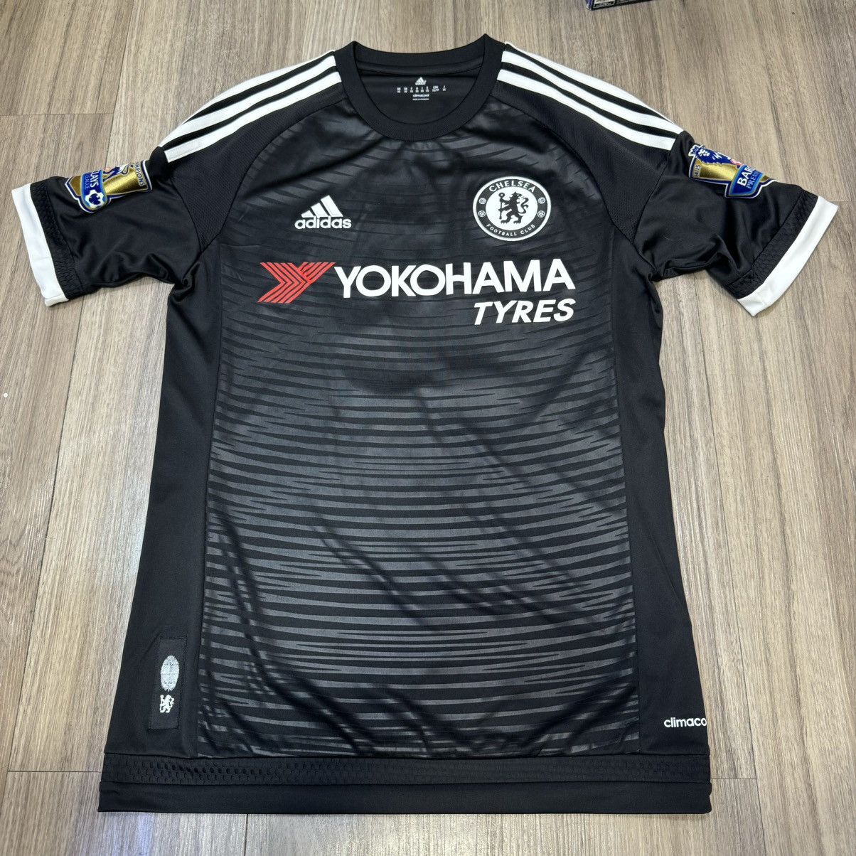 Chelsea Soccer Chelsea 15/16 3rd away shirt #17 Pedro Size US XS / EU 42 / 0 - 1 Thumbnail