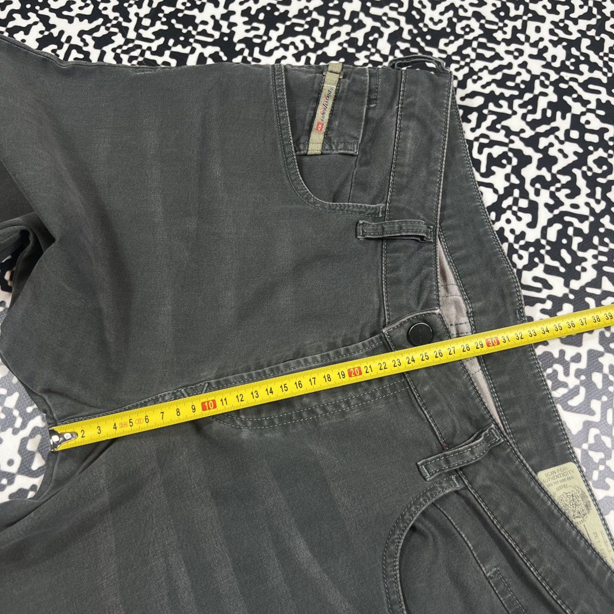 Diesel Vintage Y2K Diesel Japanese Style Casual Pants Retro 90s Size US 33 - 15 Thumbnail